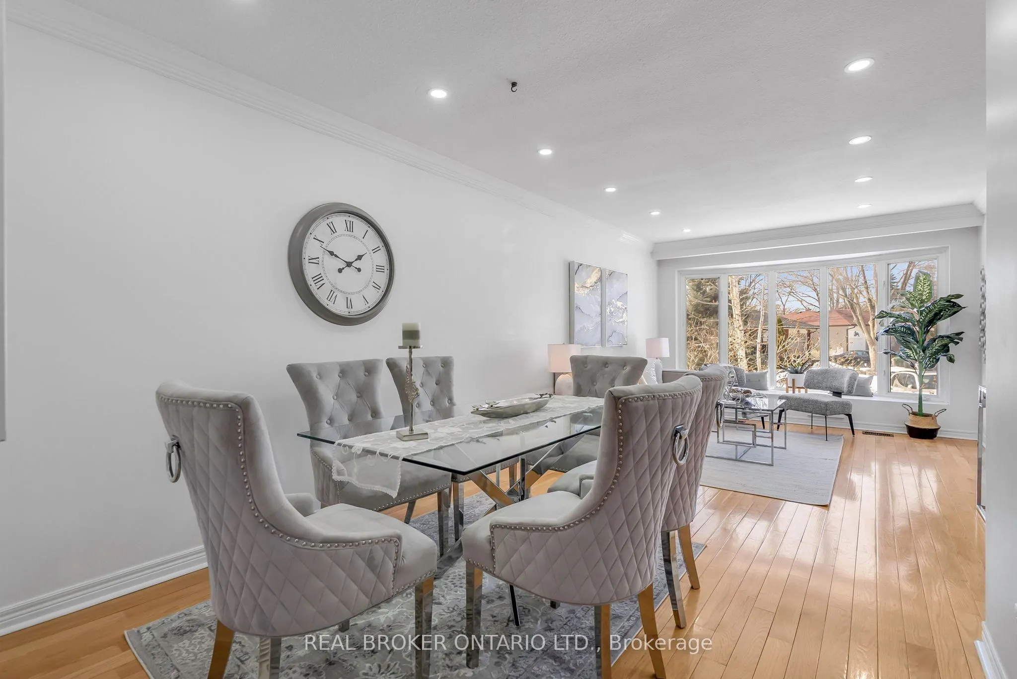 3465 Orion Crescent