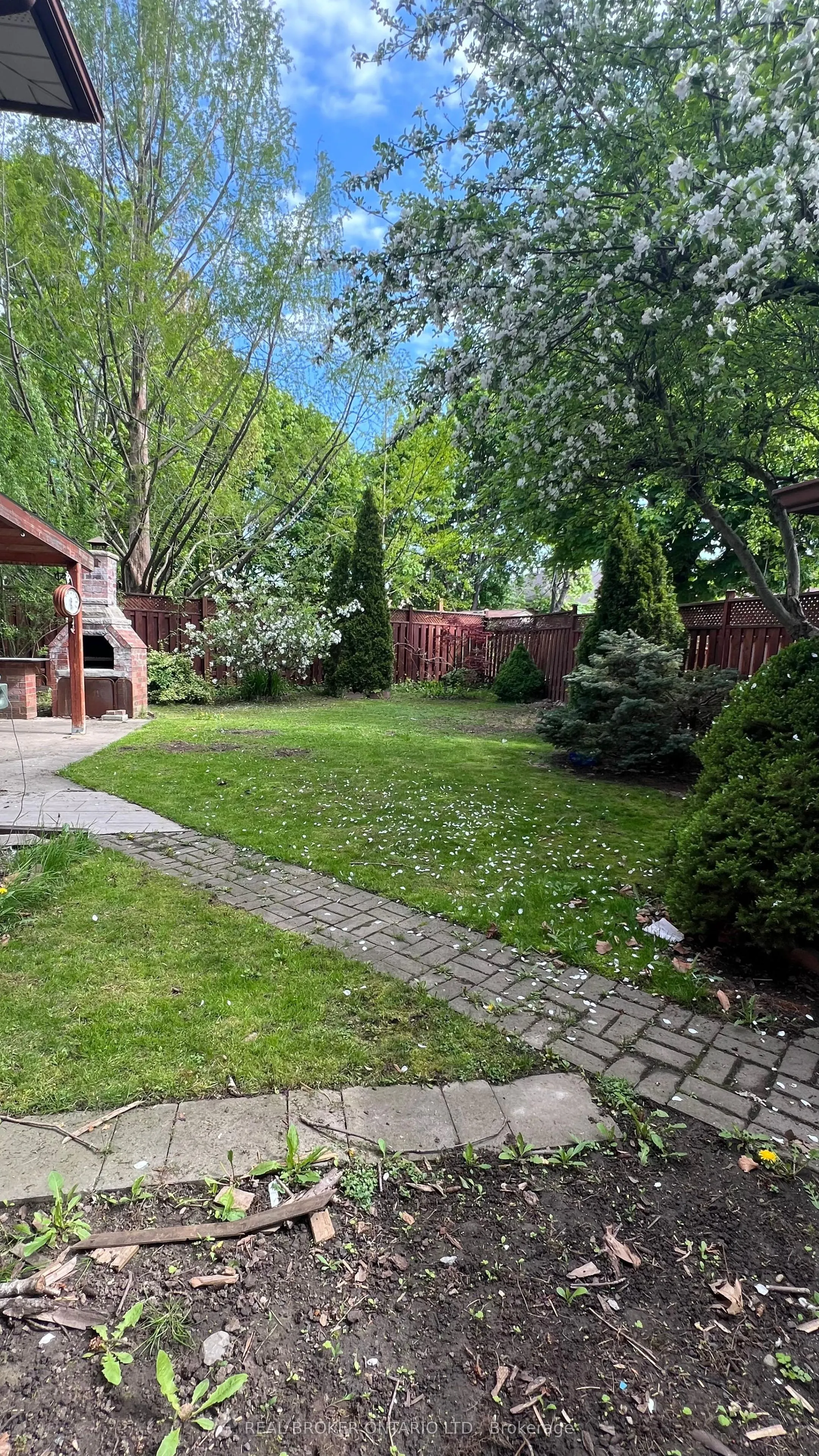 3465 Orion Crescent