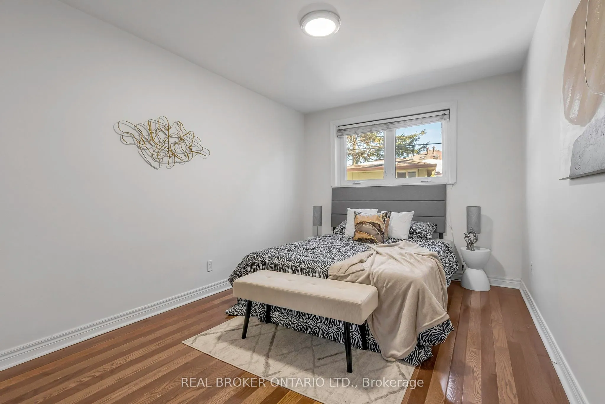 3465 Orion Crescent