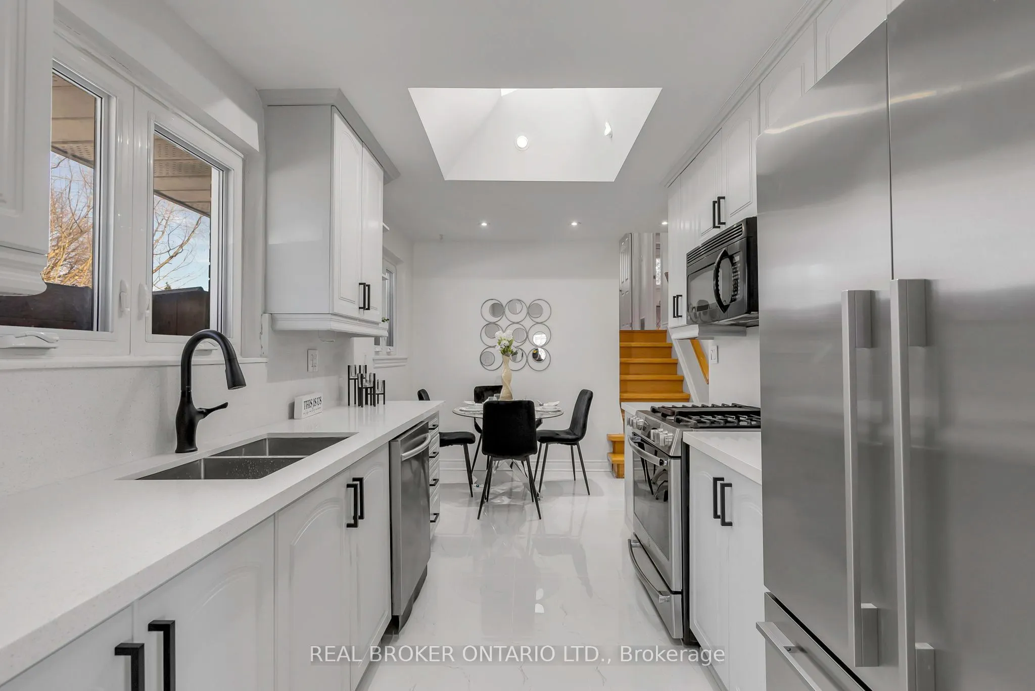 3465 Orion Crescent