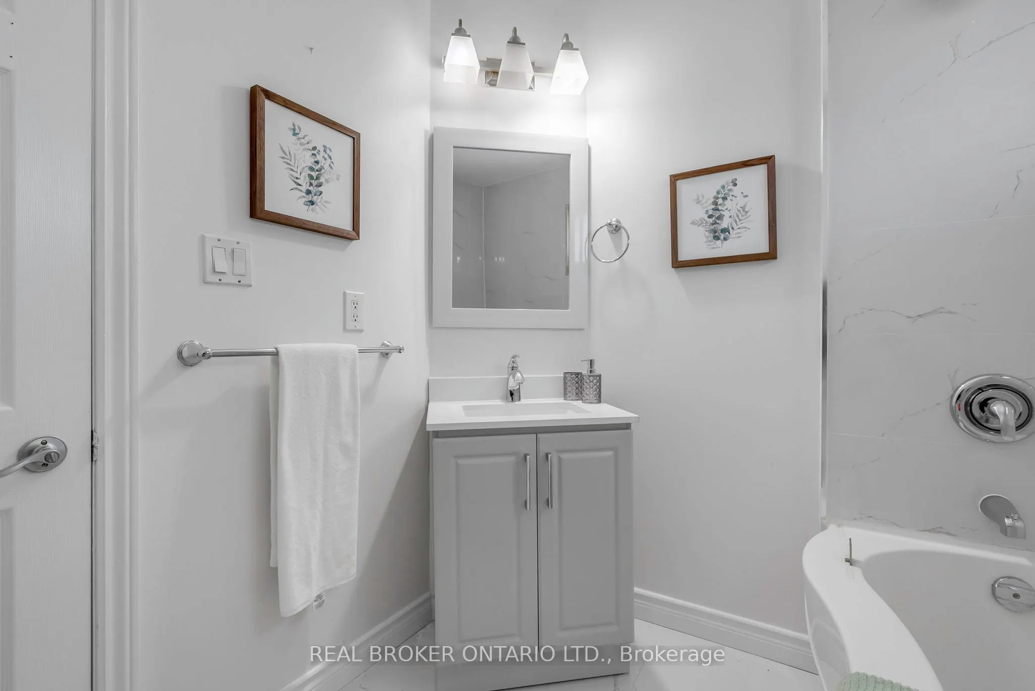 3465 Orion Crescent