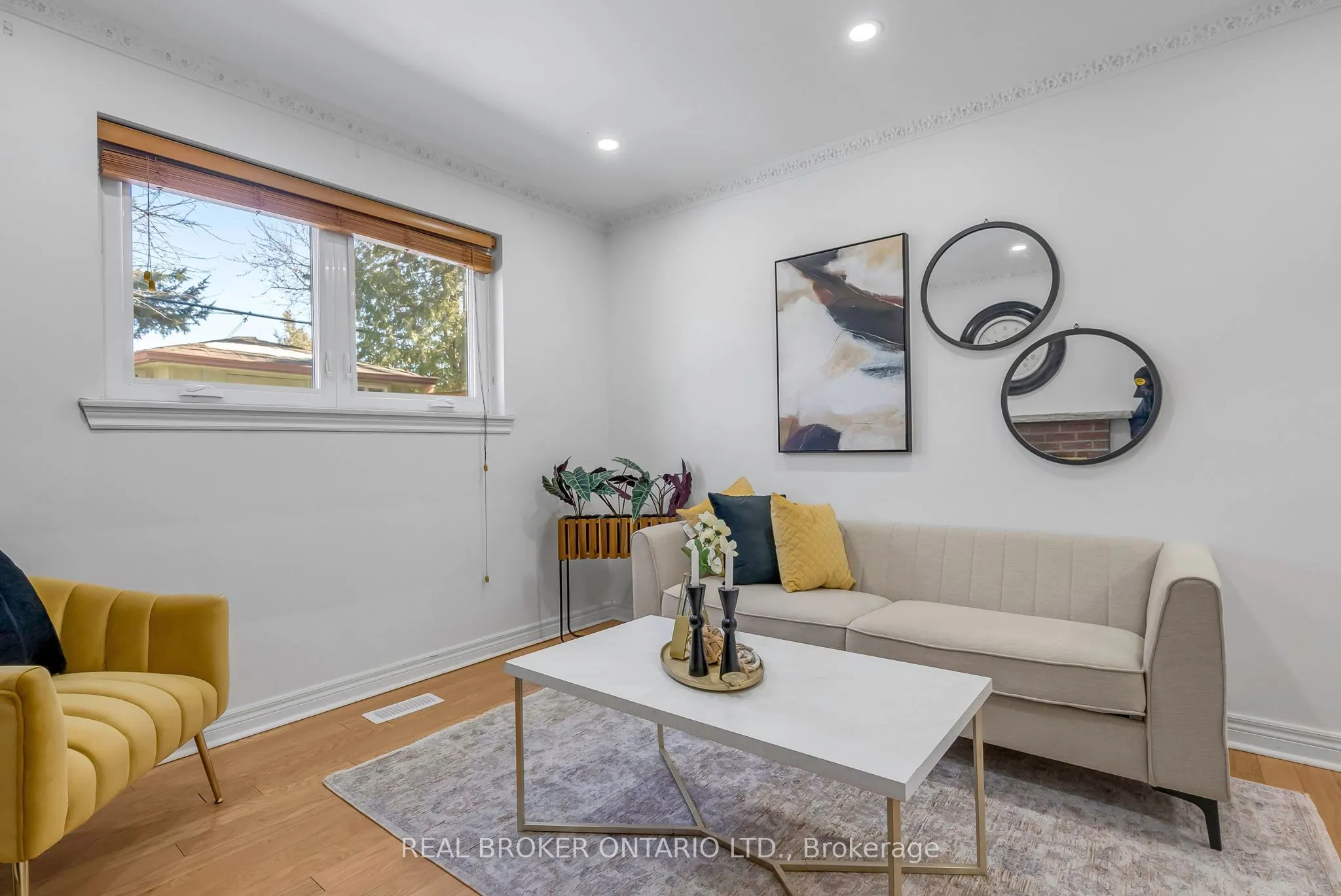 3465 Orion Crescent