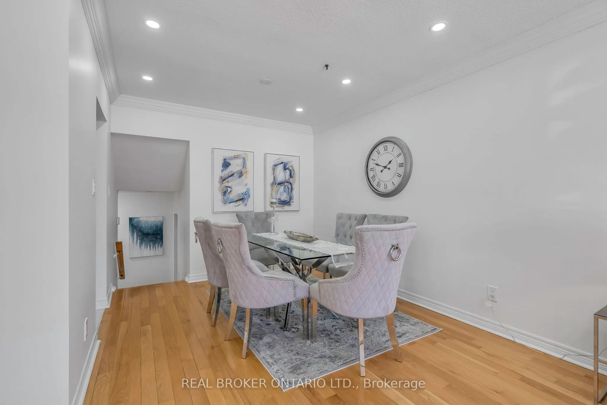 3465 Orion Crescent