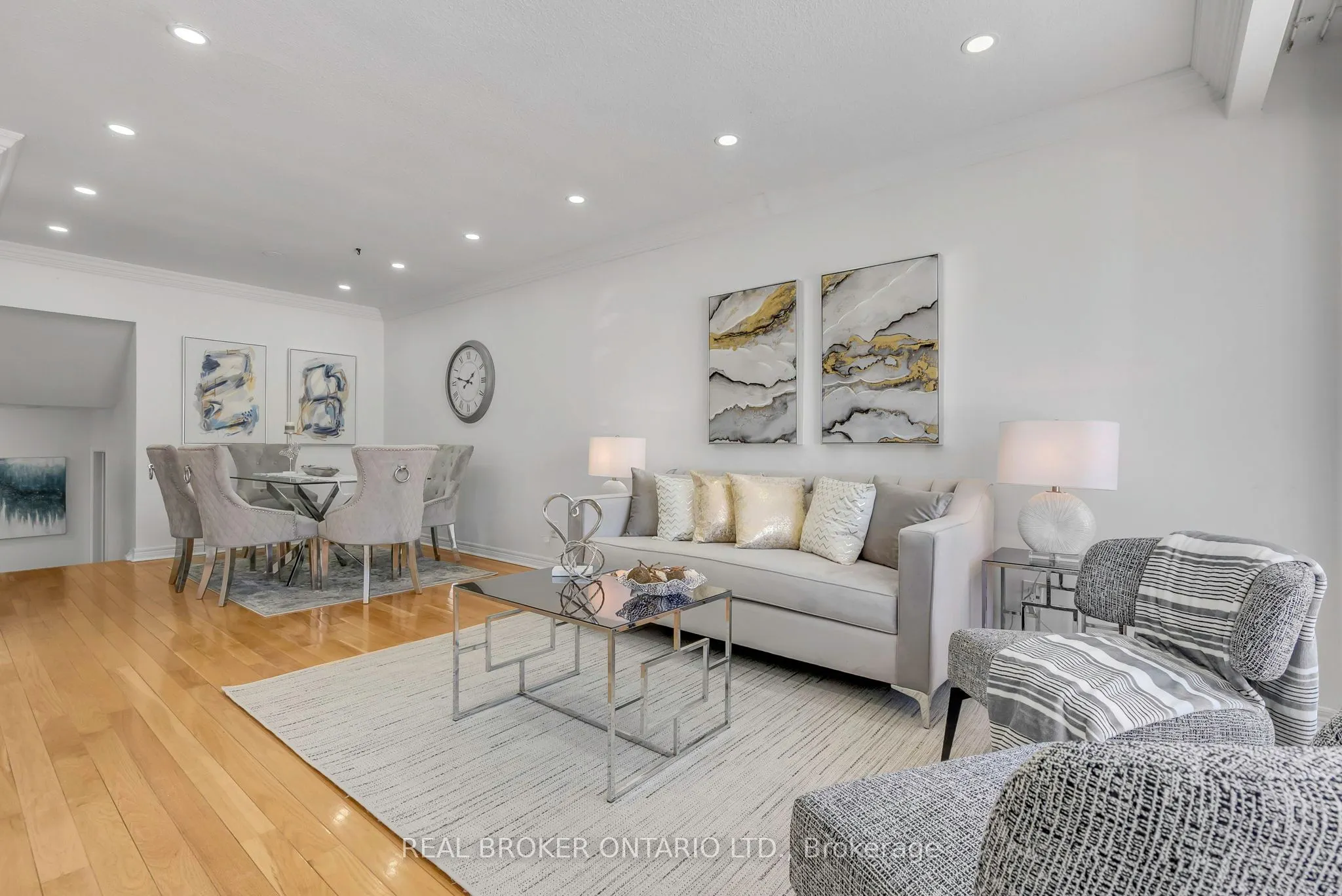 3465 Orion Crescent