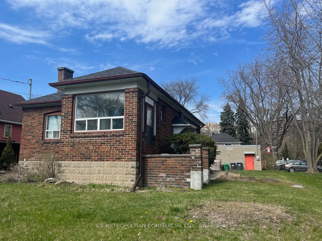 1403 Orchard Hill Road