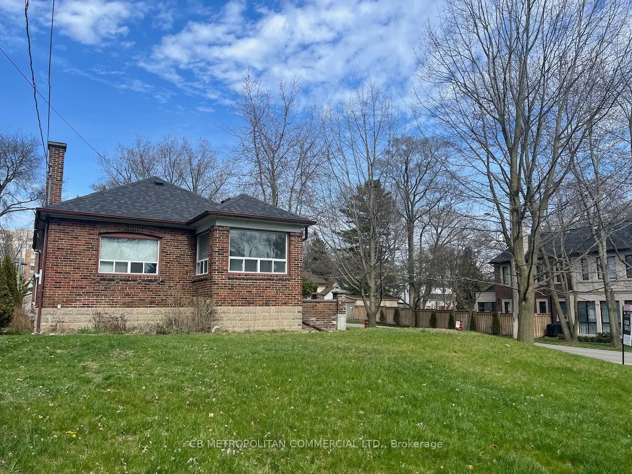 1403 Orchard Hill Road