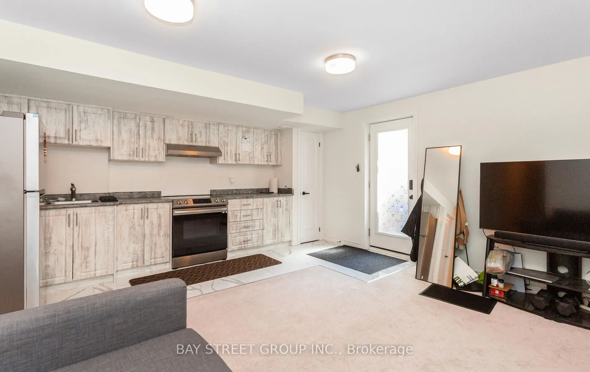 488 Parent Place