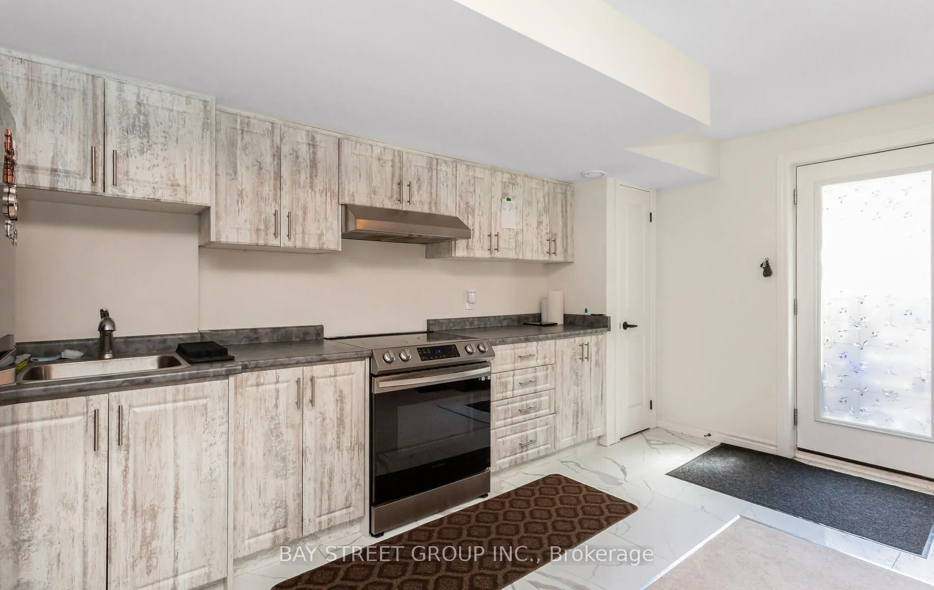 488 Parent Place