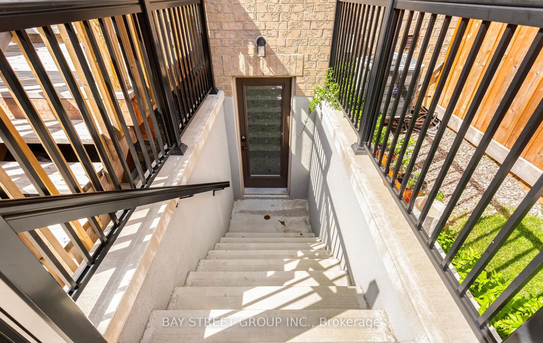 488 Parent Place
