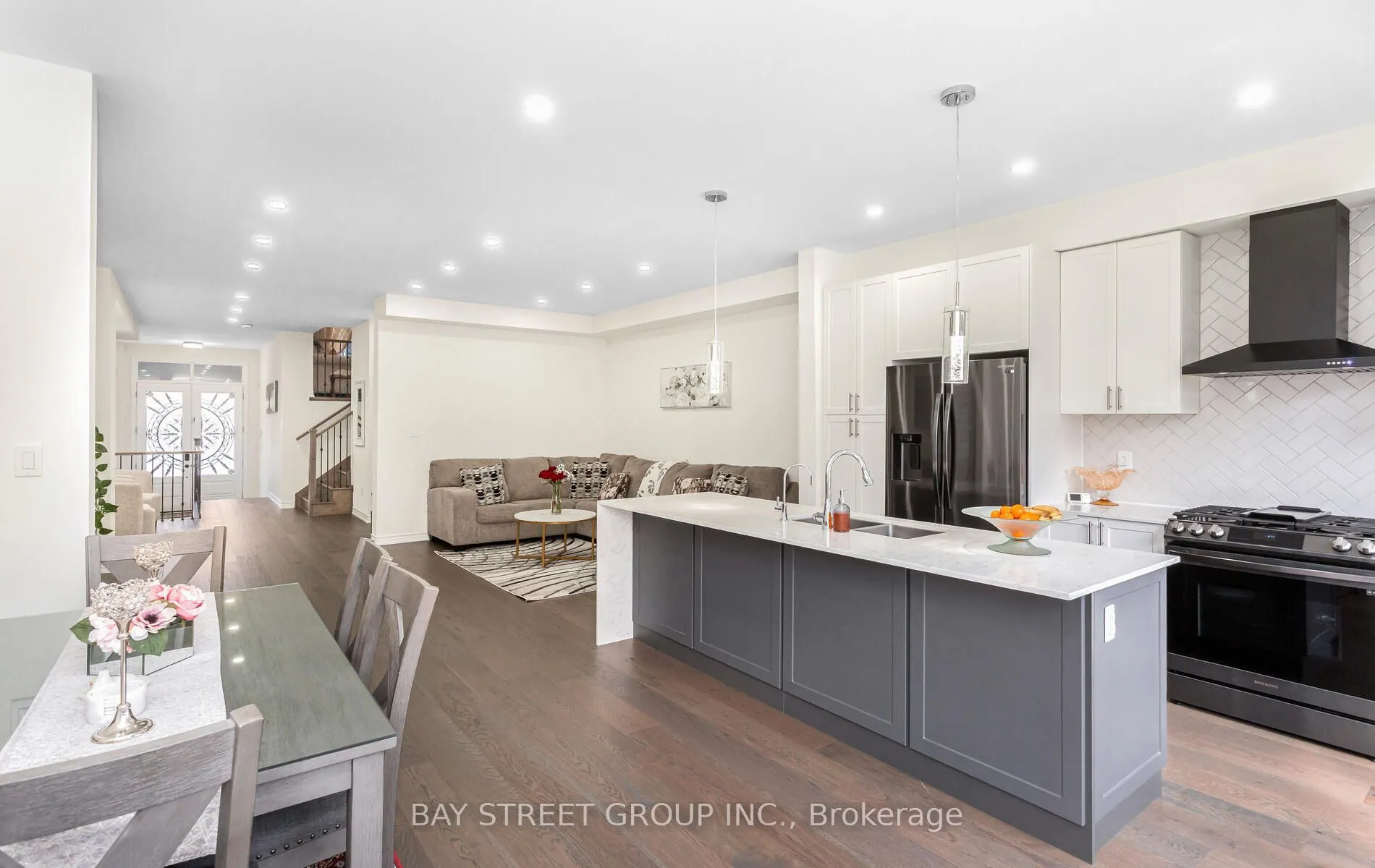 488 Parent Place