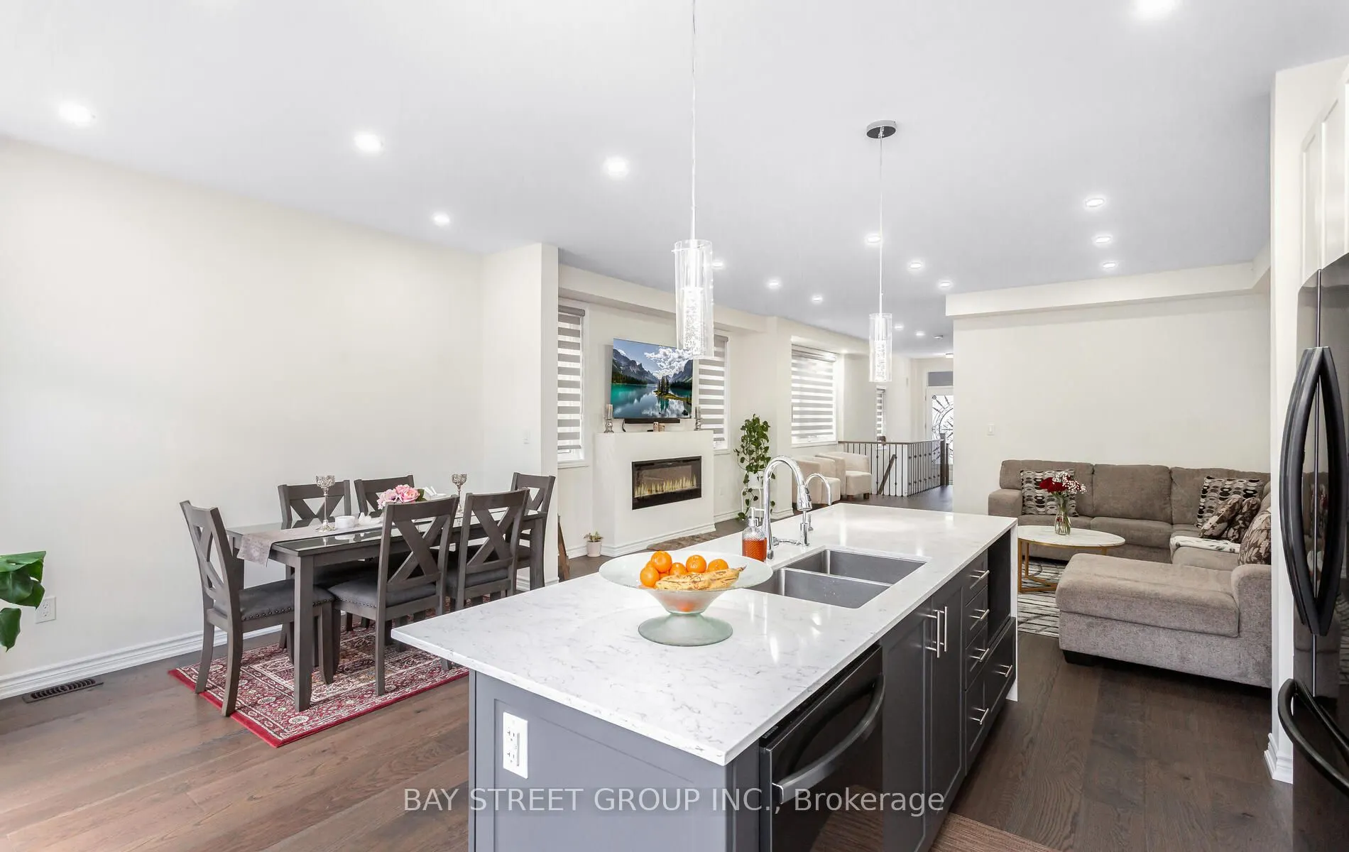 488 Parent Place