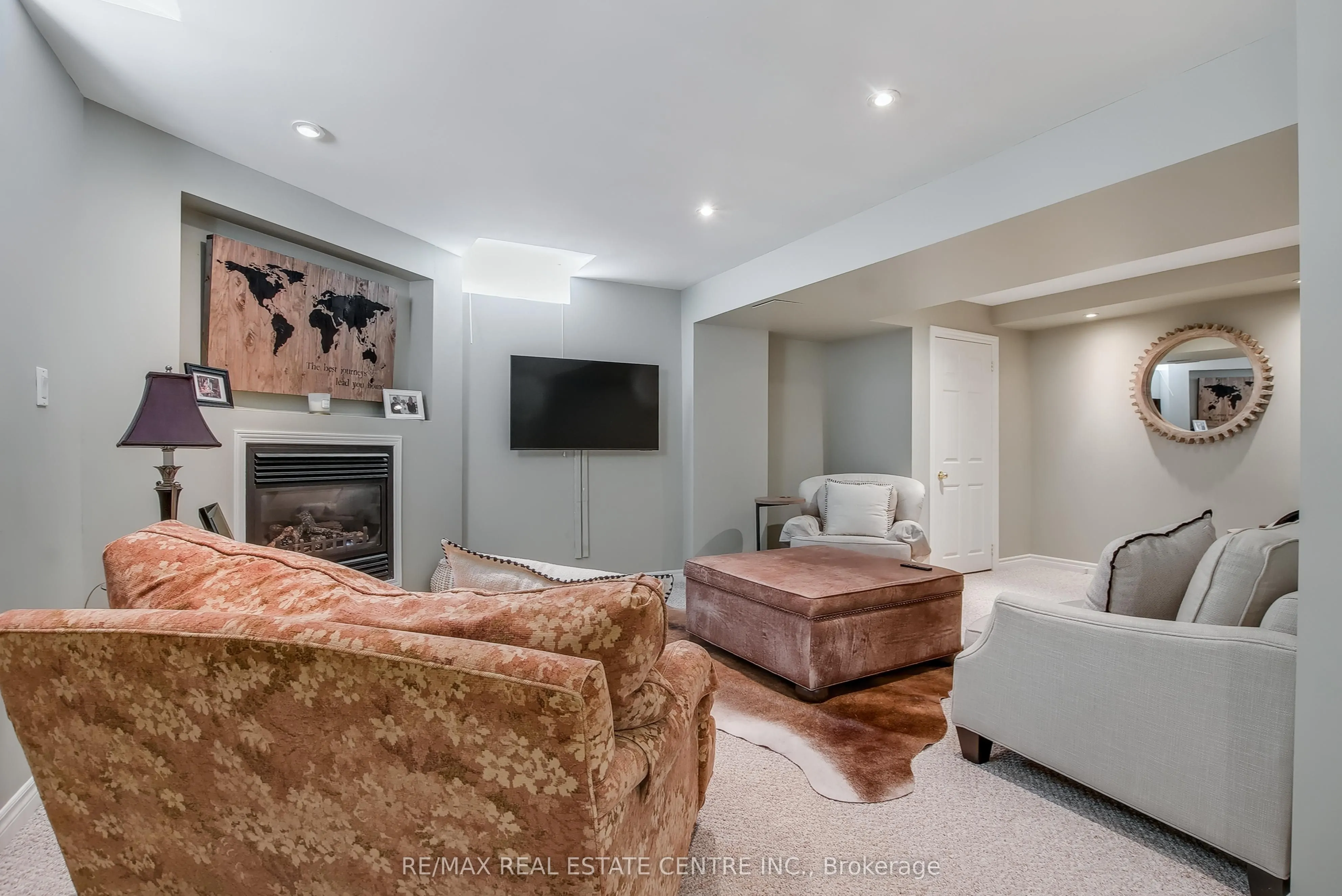 130 Robert Street, #14