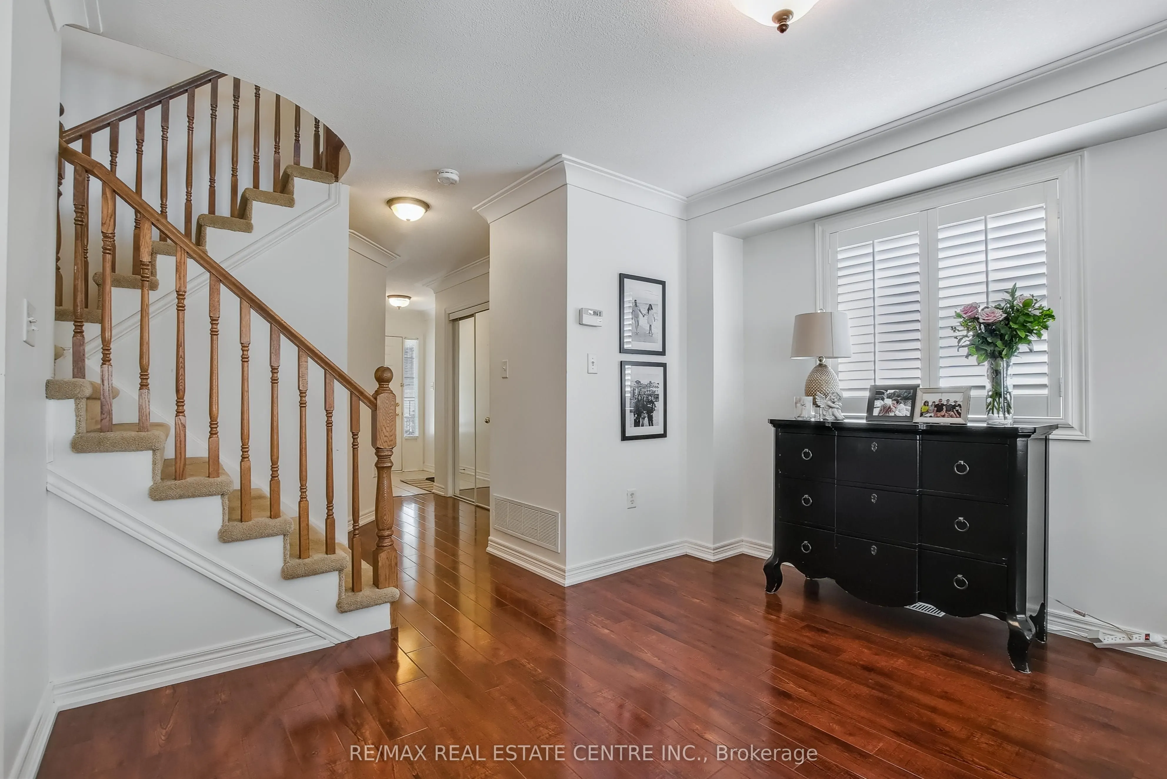 130 Robert Street, #14