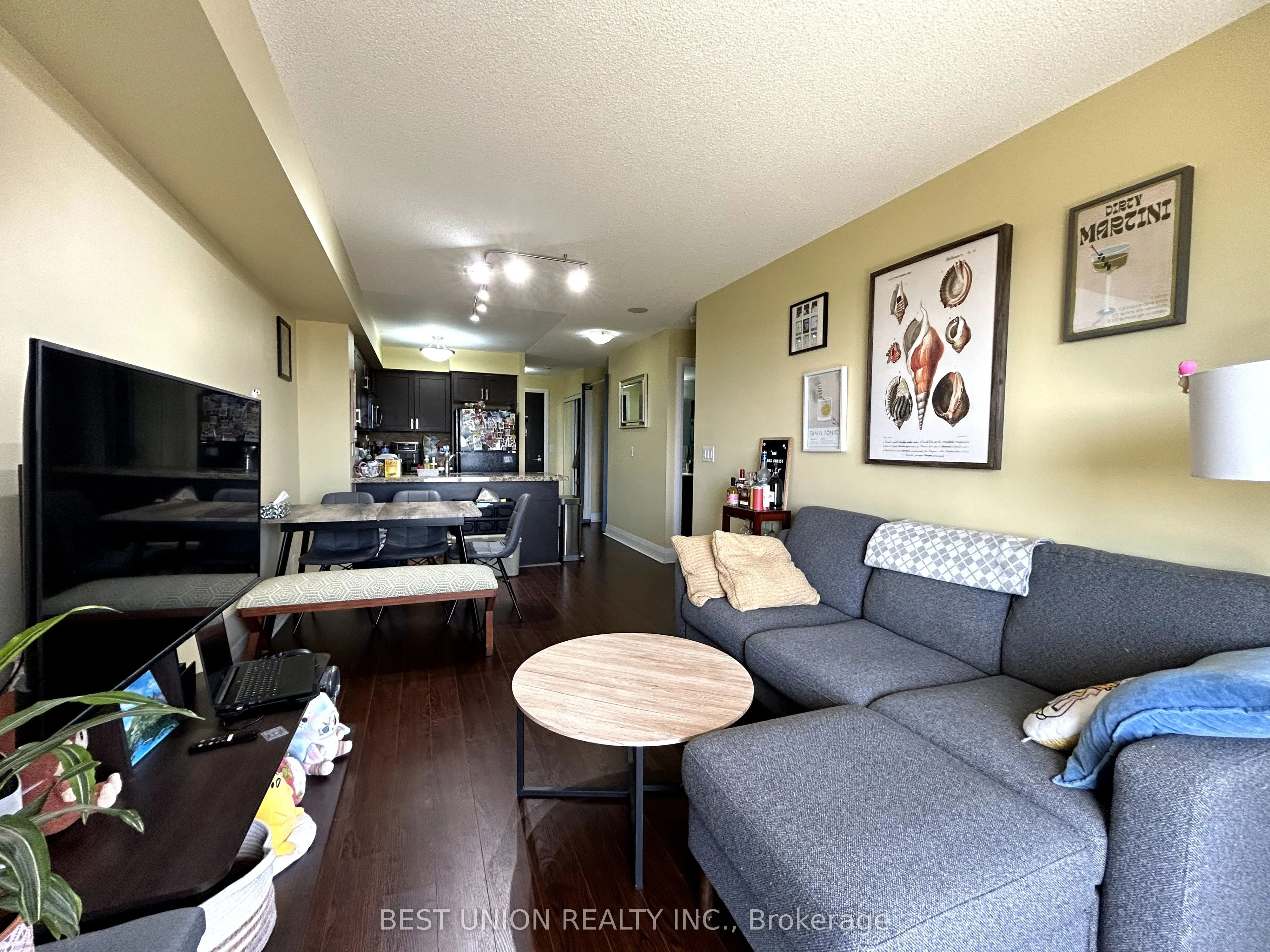 1060 Sheppard Avenue W, #1016
