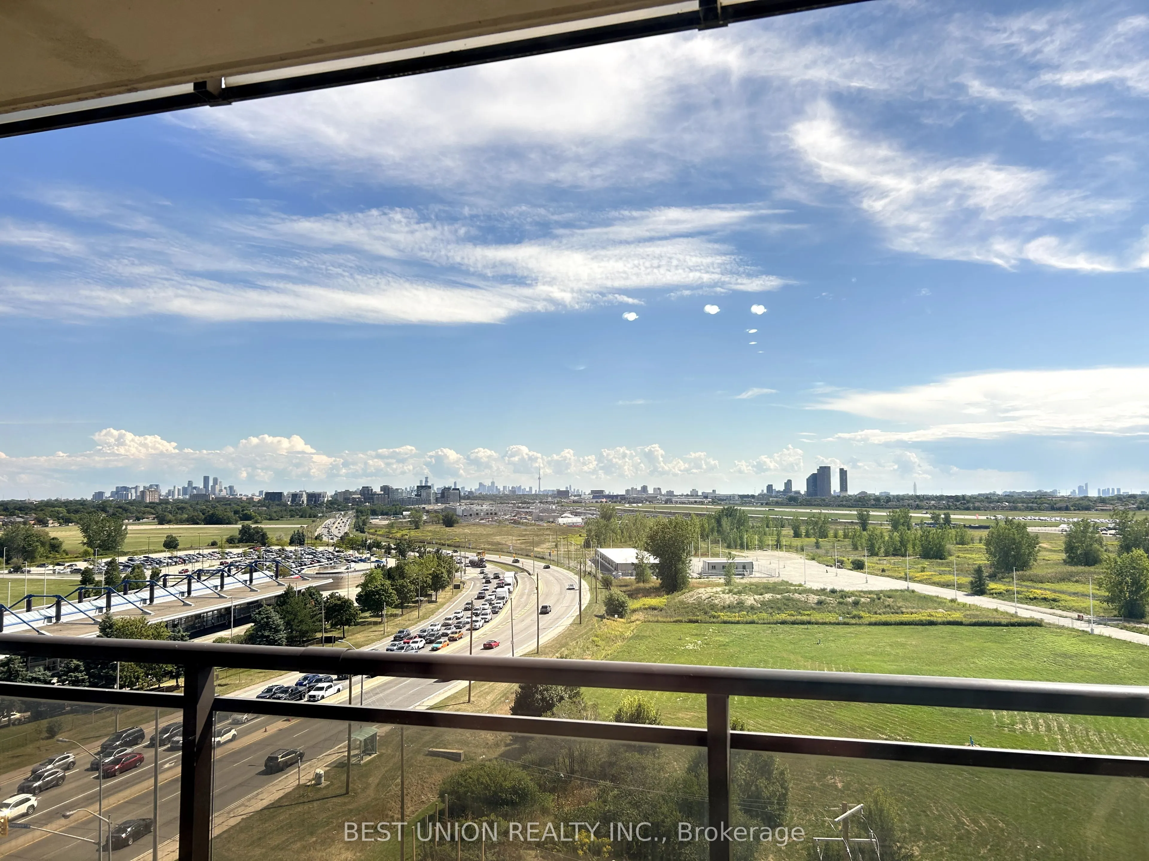 1060 Sheppard Avenue W, #1016