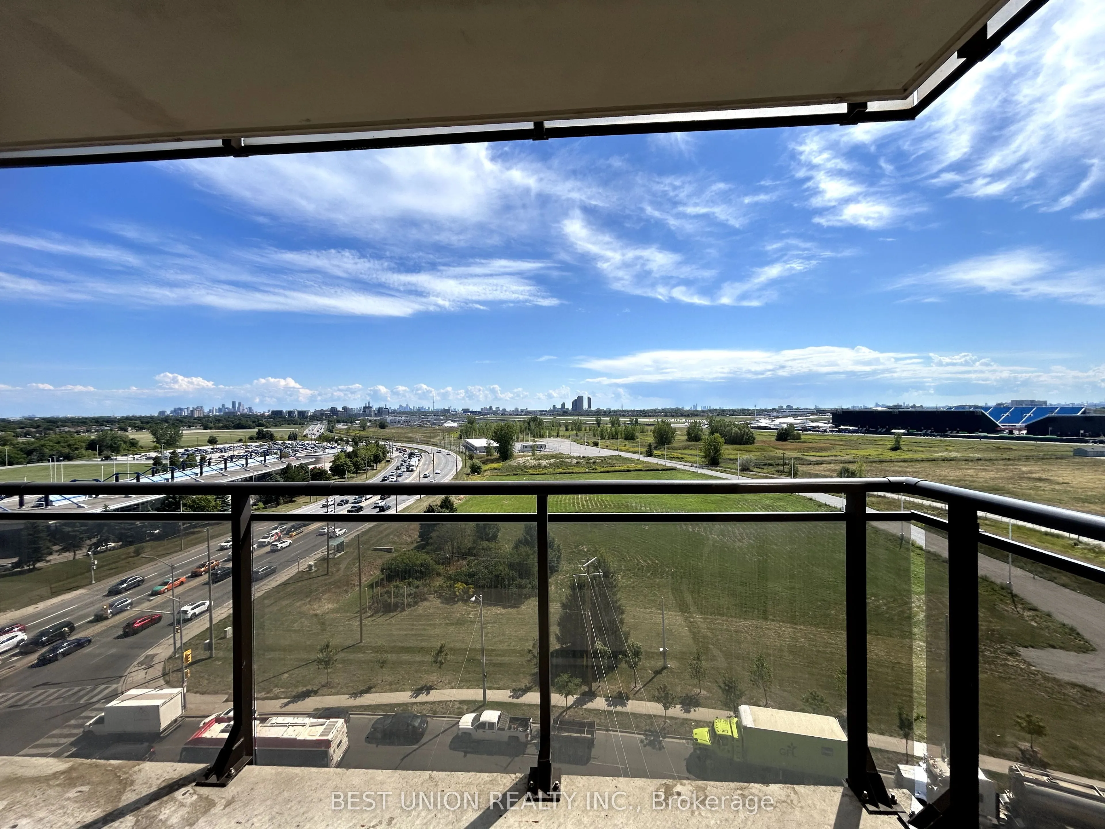1060 Sheppard Avenue W, #1016