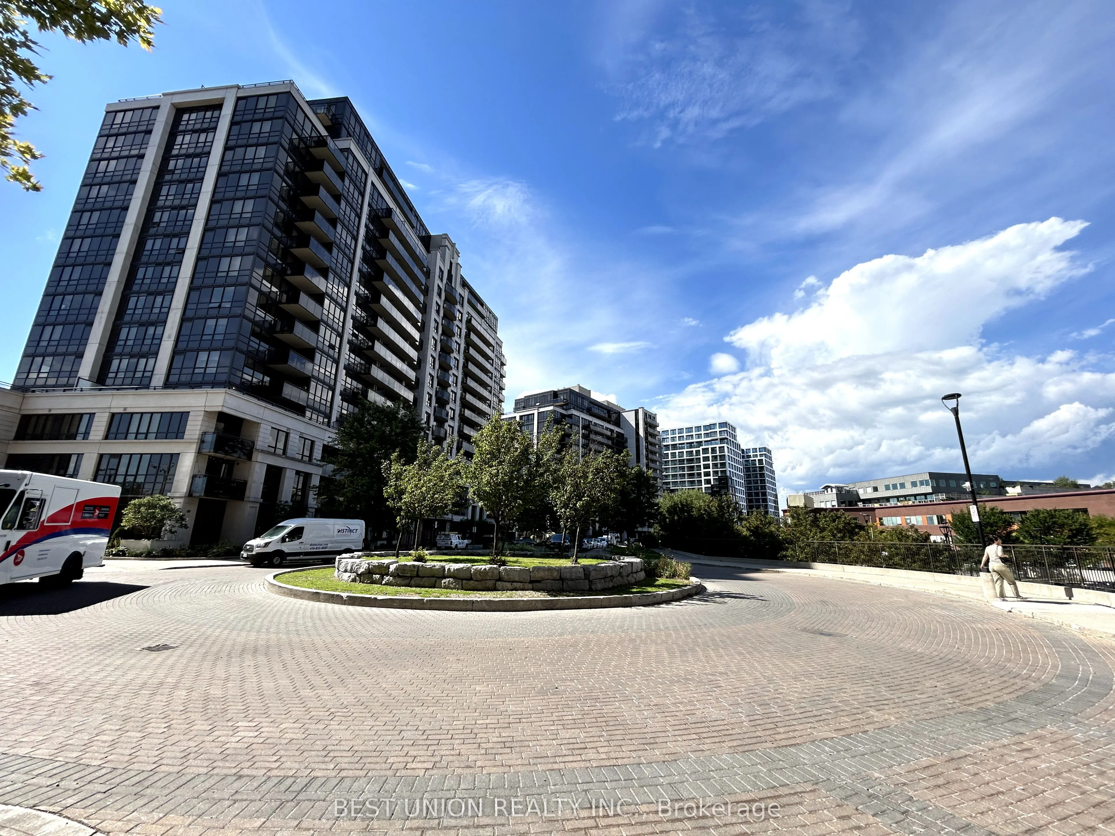 1060 Sheppard Avenue W, #1016