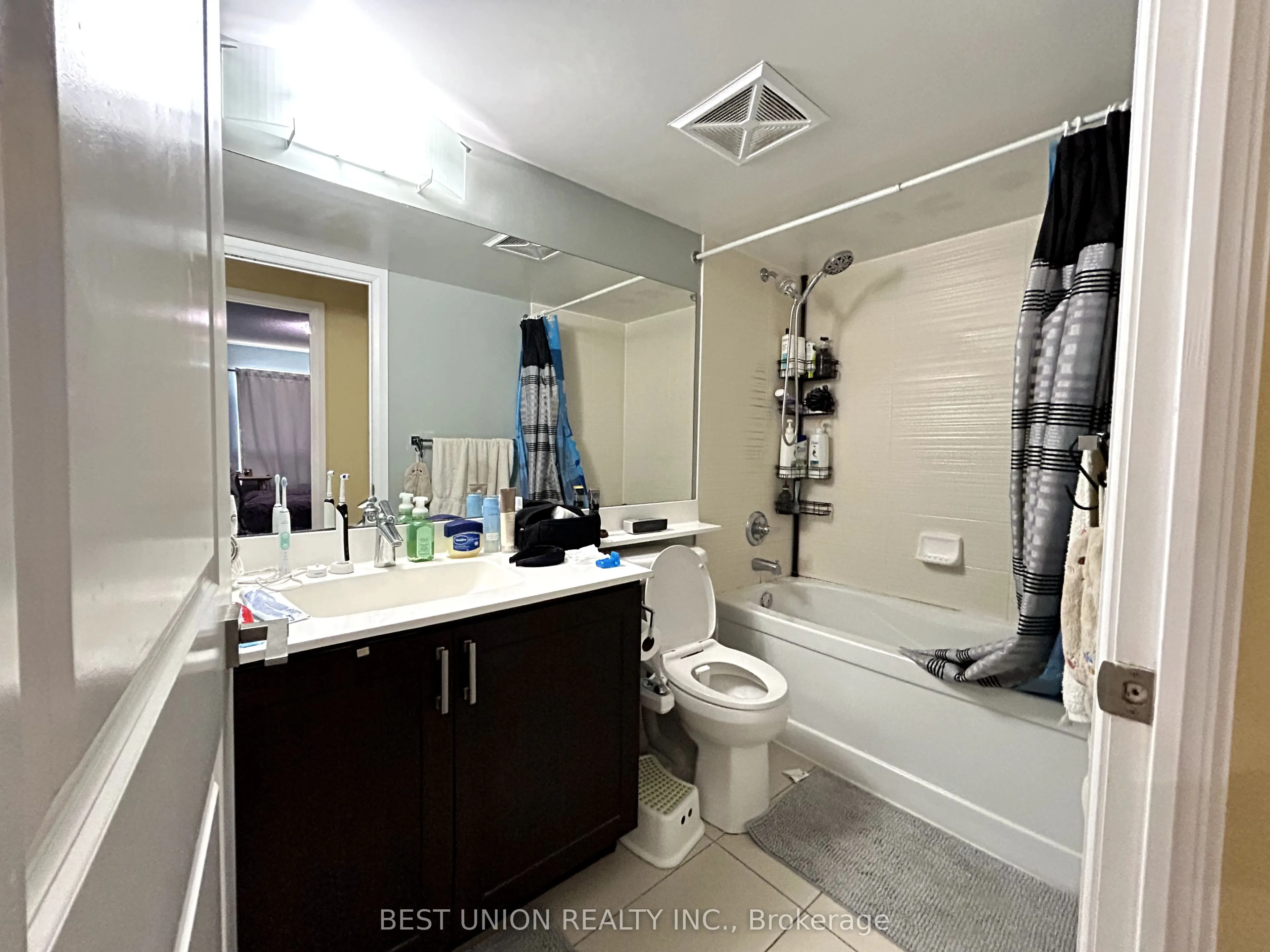 1060 Sheppard Avenue W, #1016