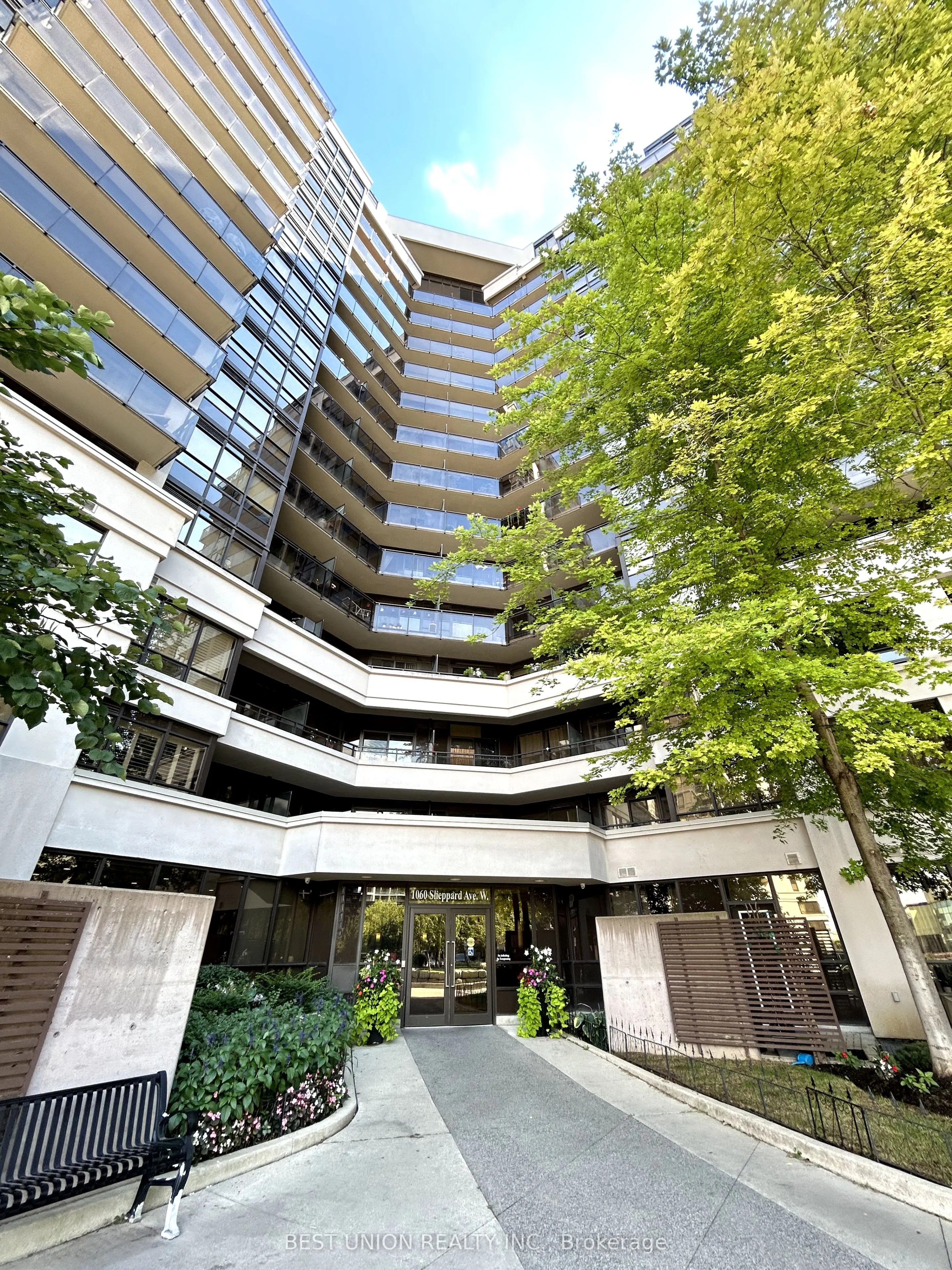 1060 Sheppard Avenue W, #1016