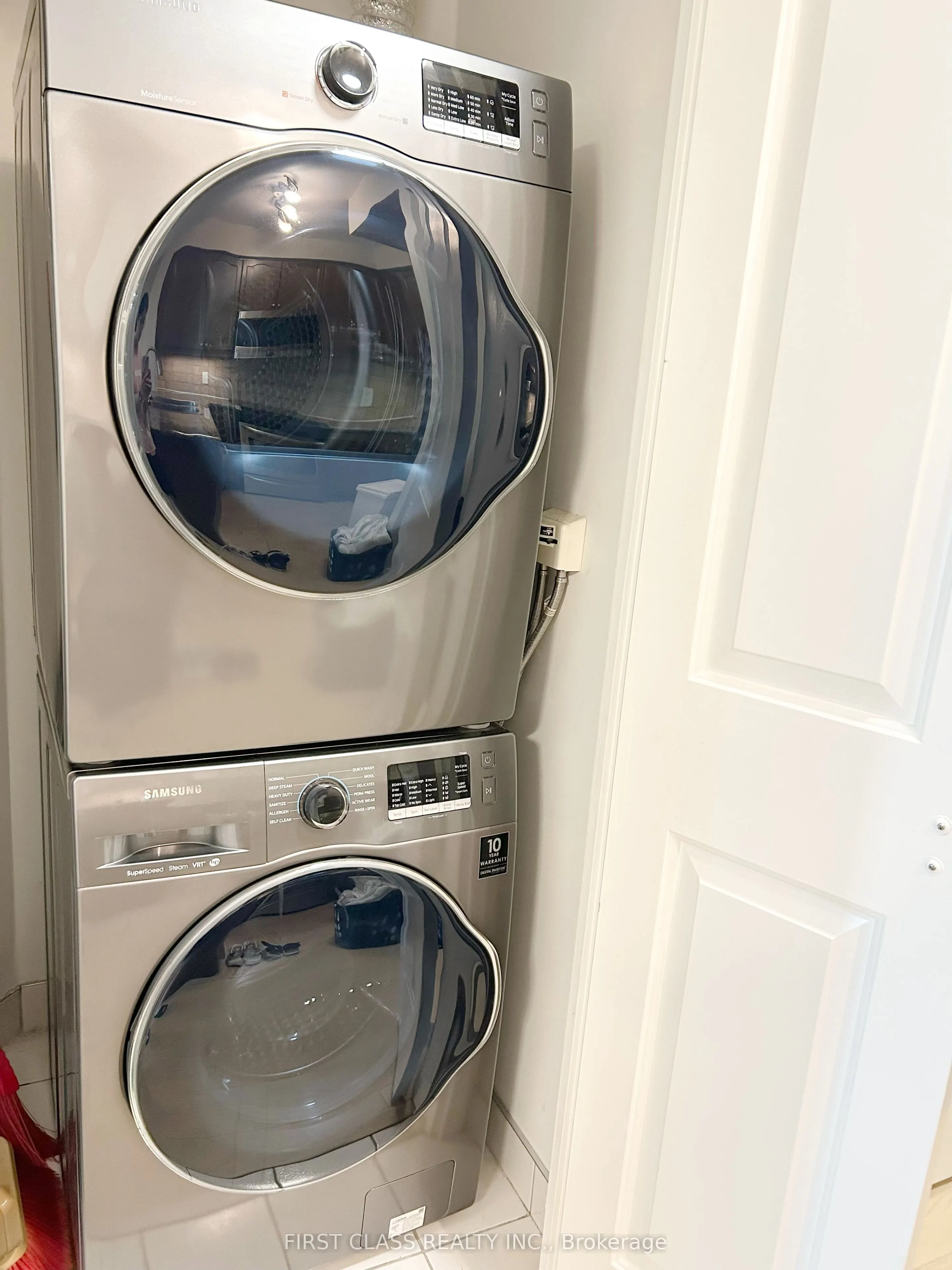 70 Absolute Avenue, #1402