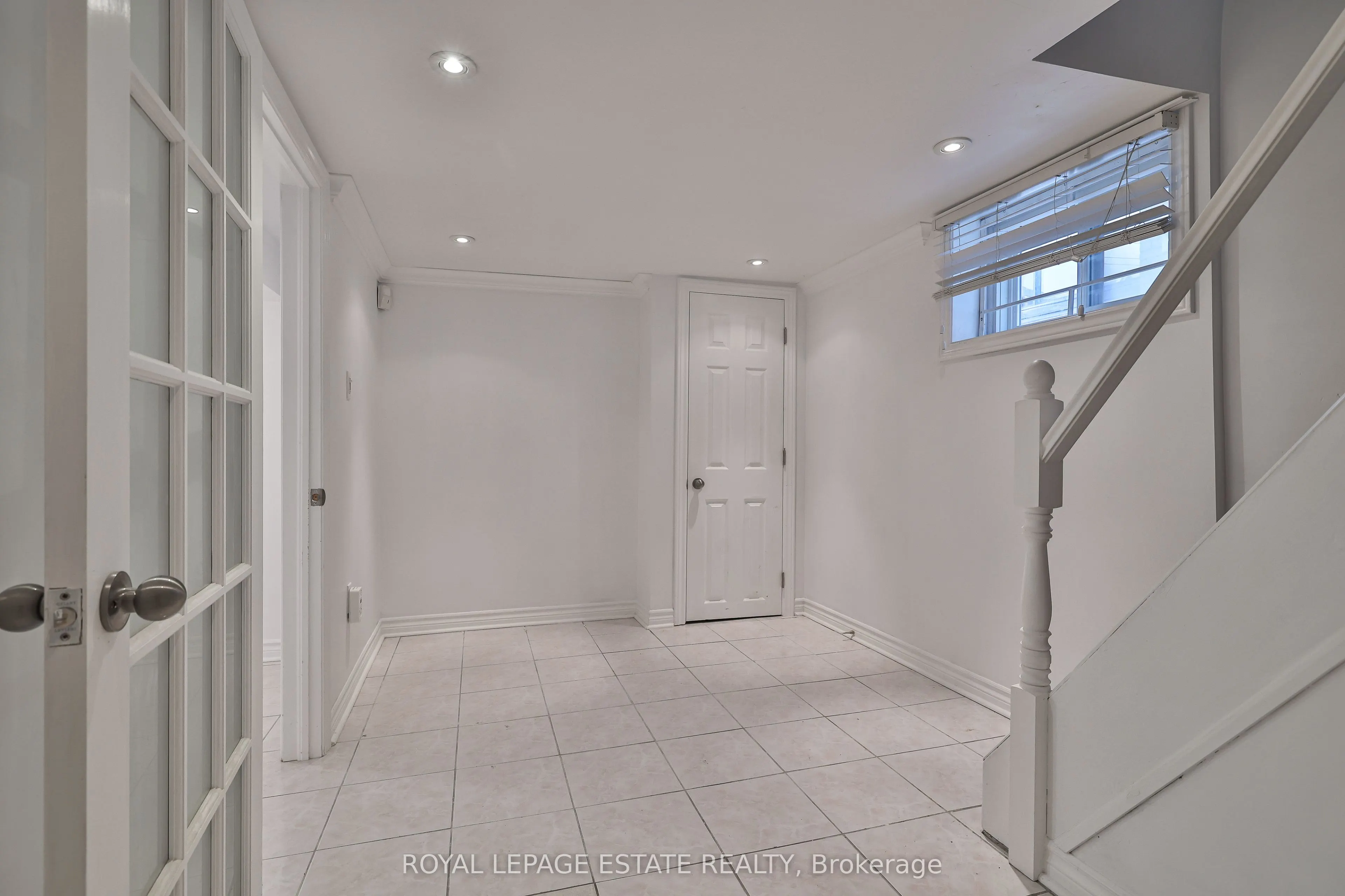 1279 Weston Road