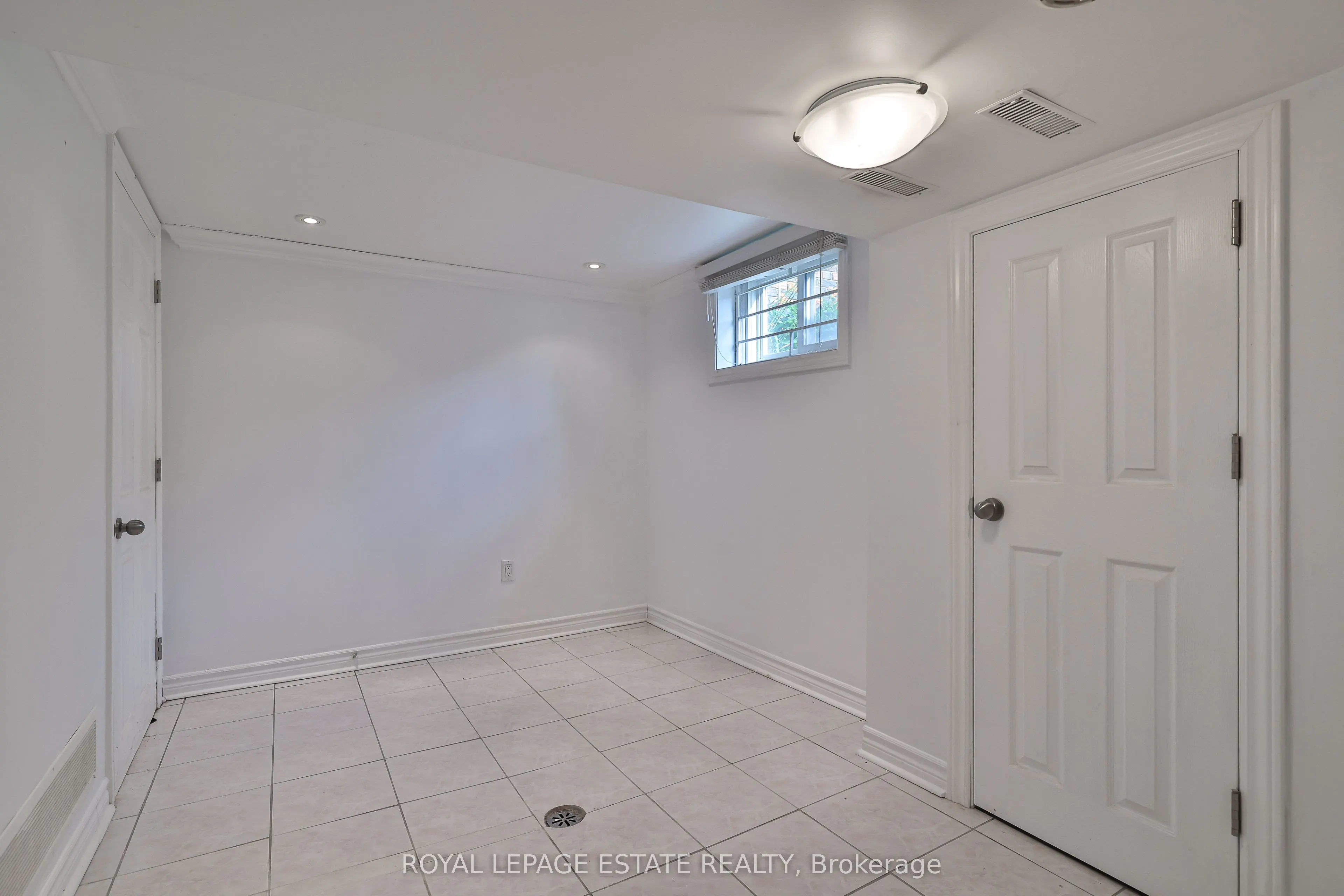 1279 Weston Road