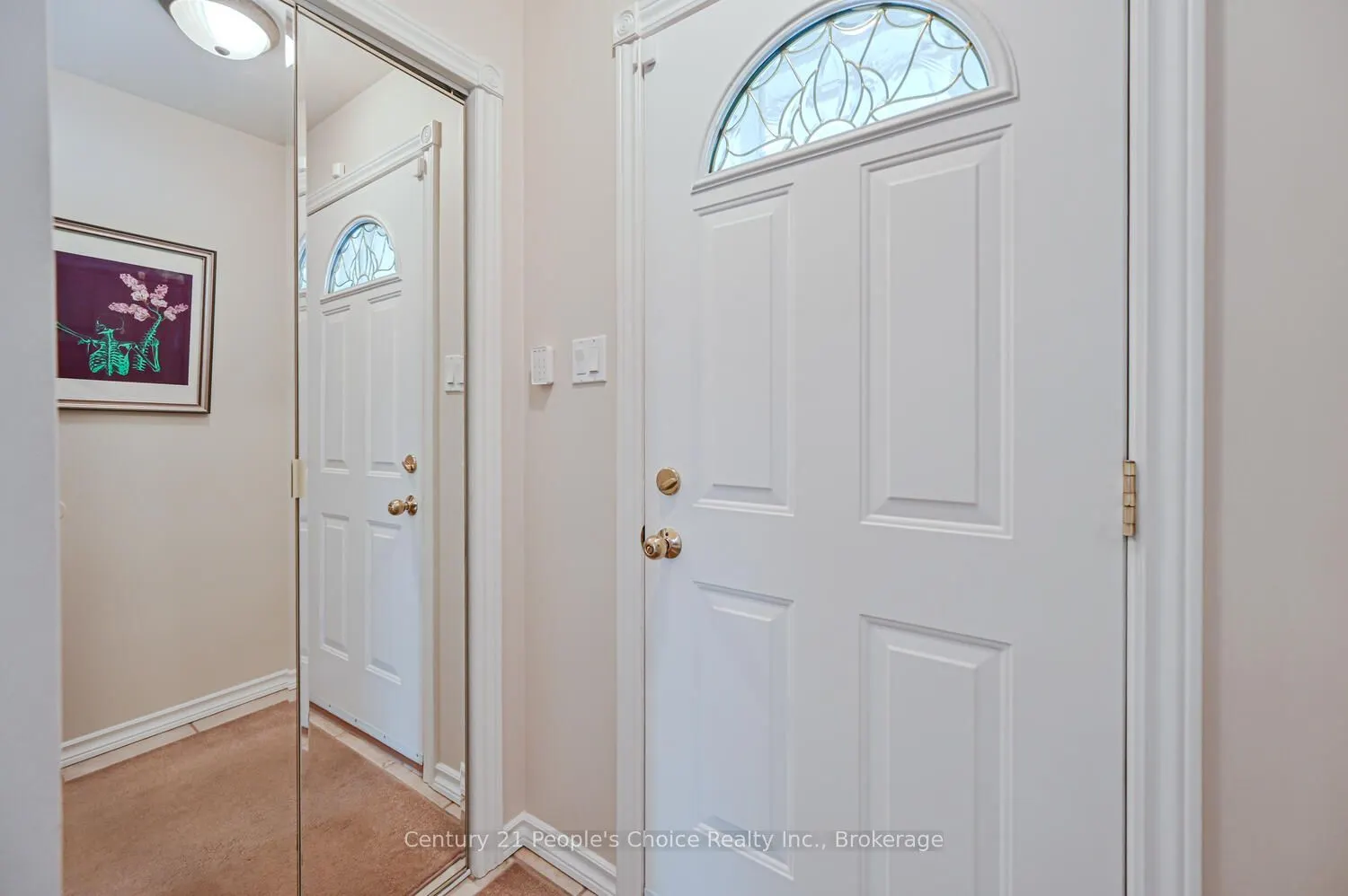 2 Fontaine Court