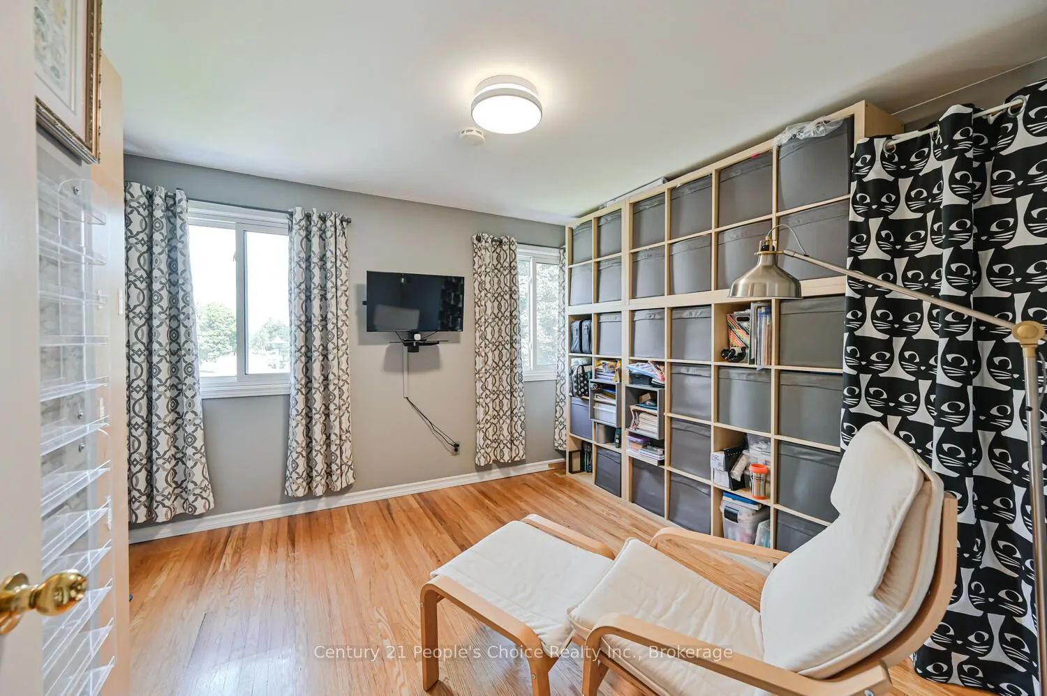 2 Fontaine Court