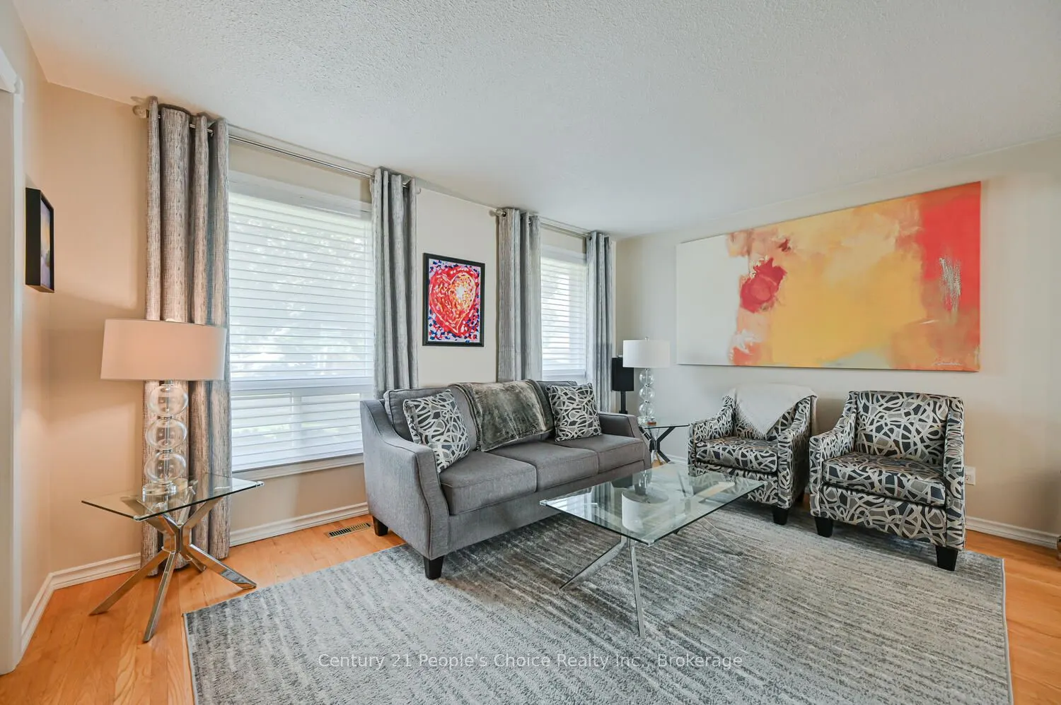 2 Fontaine Court