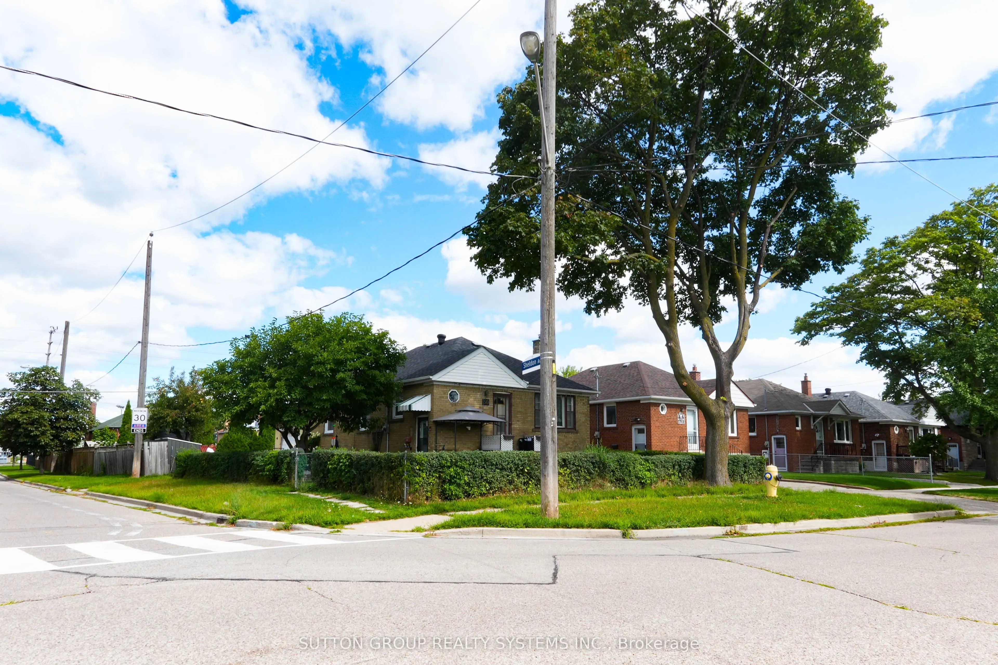 30 Silvercrest Avenue