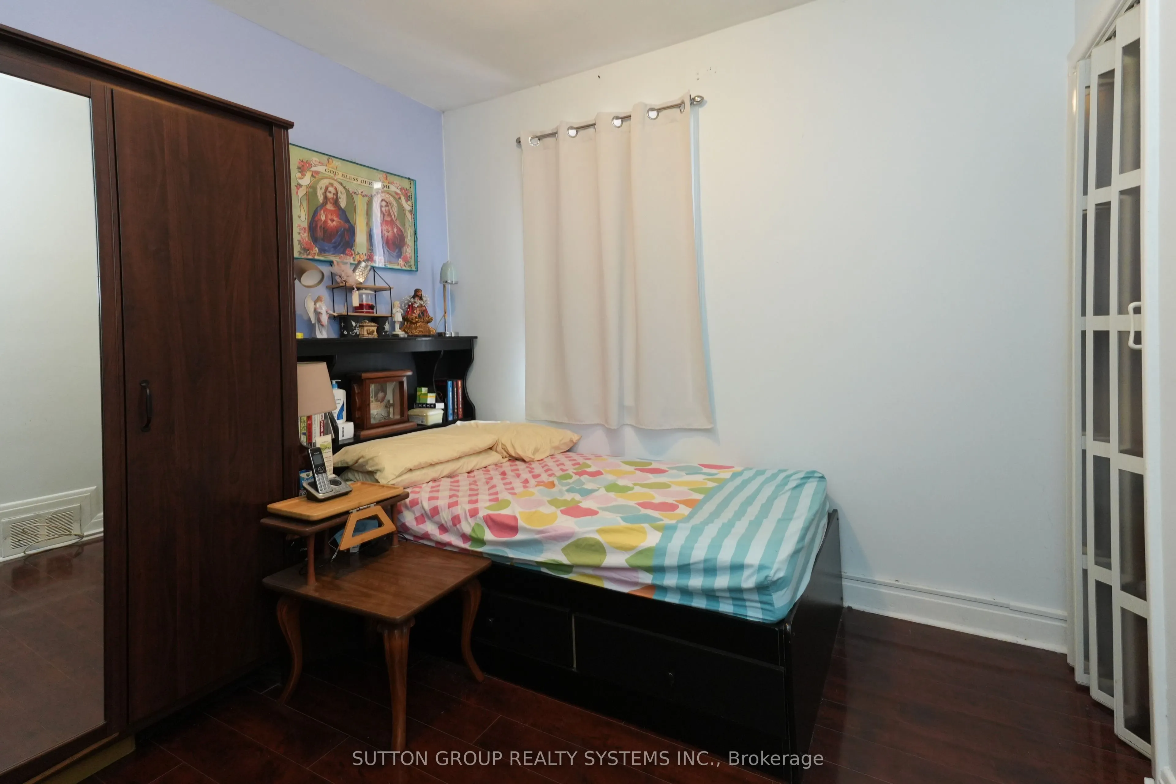 30 Silvercrest Avenue