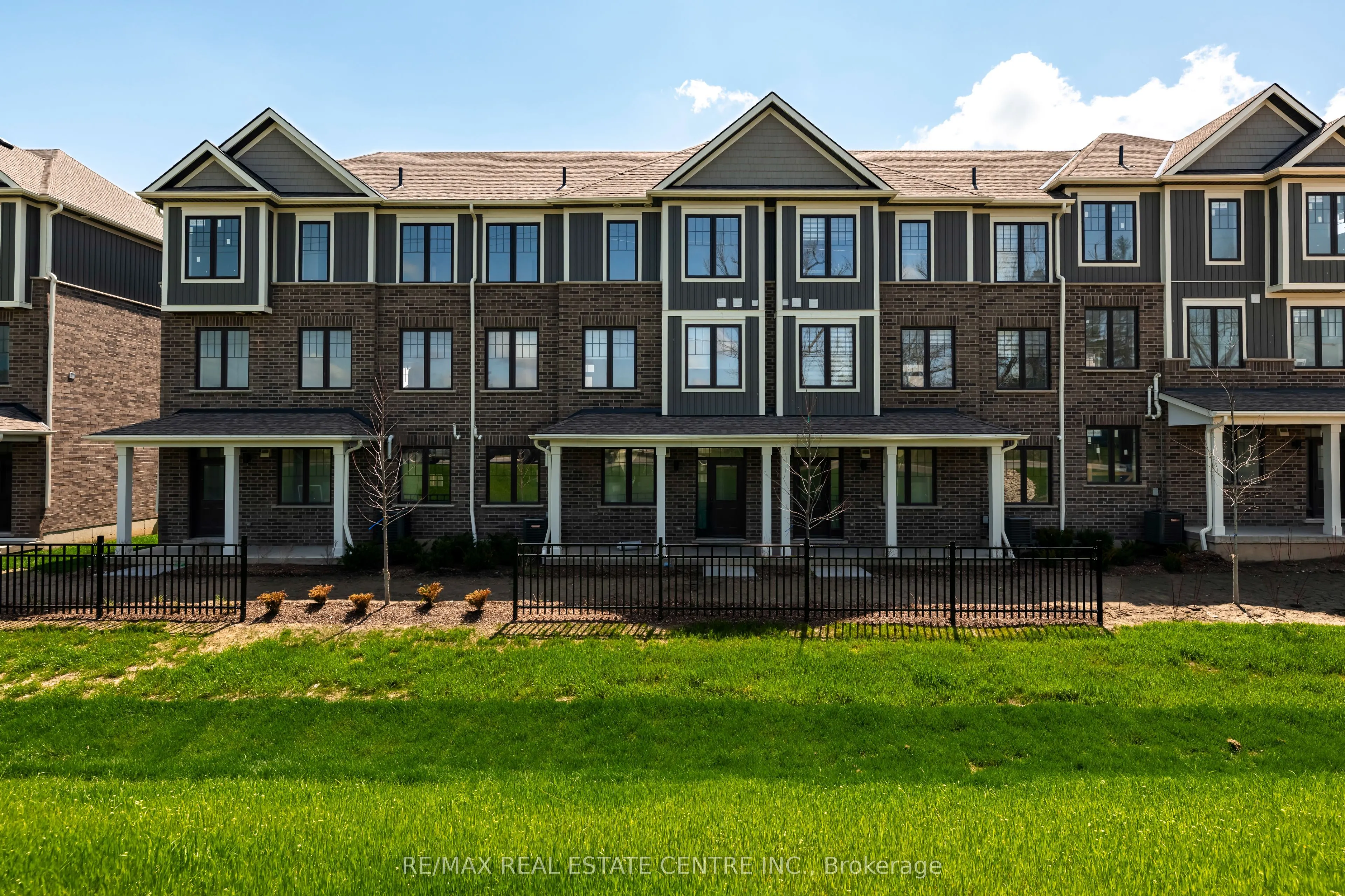 690 Broadway Avenue, #3