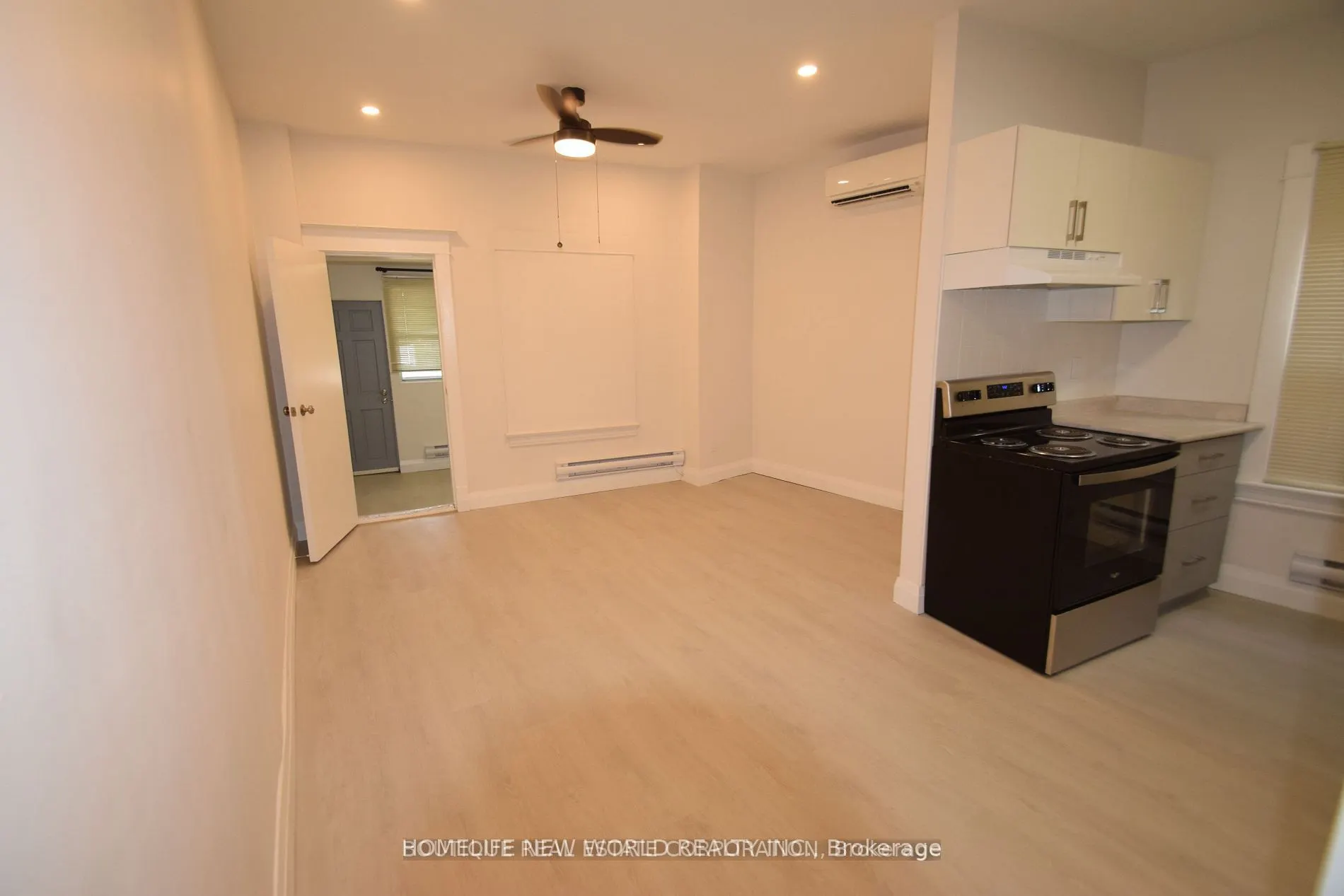 2218 Dundas Street W, #2B