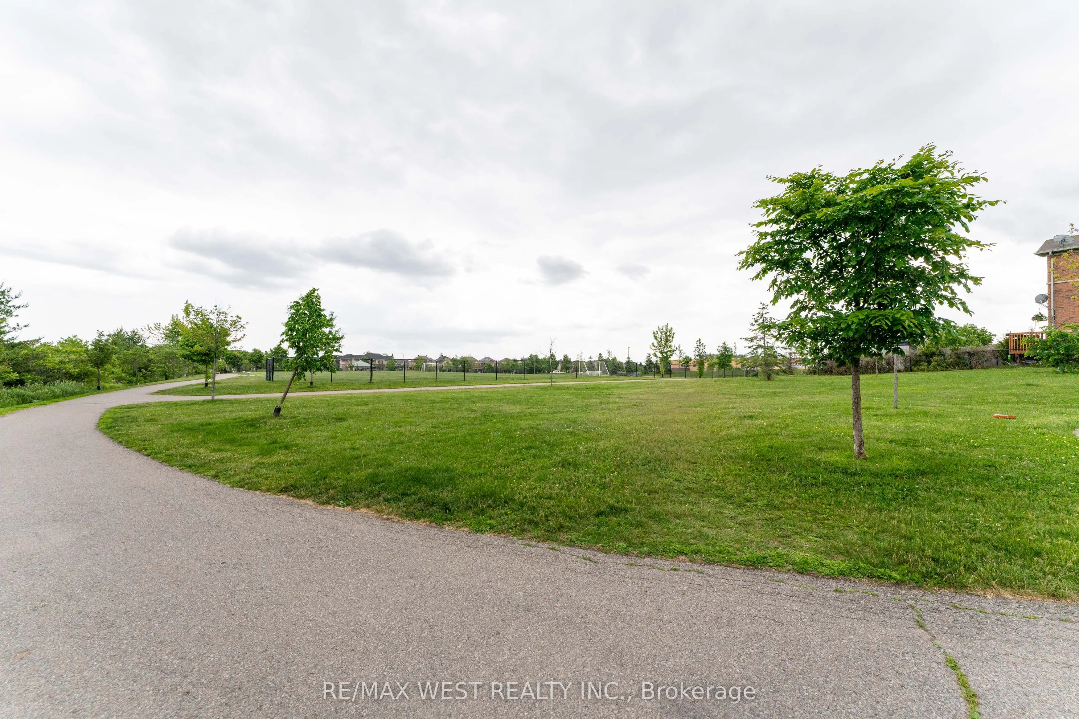 2120 Fiddlers Way