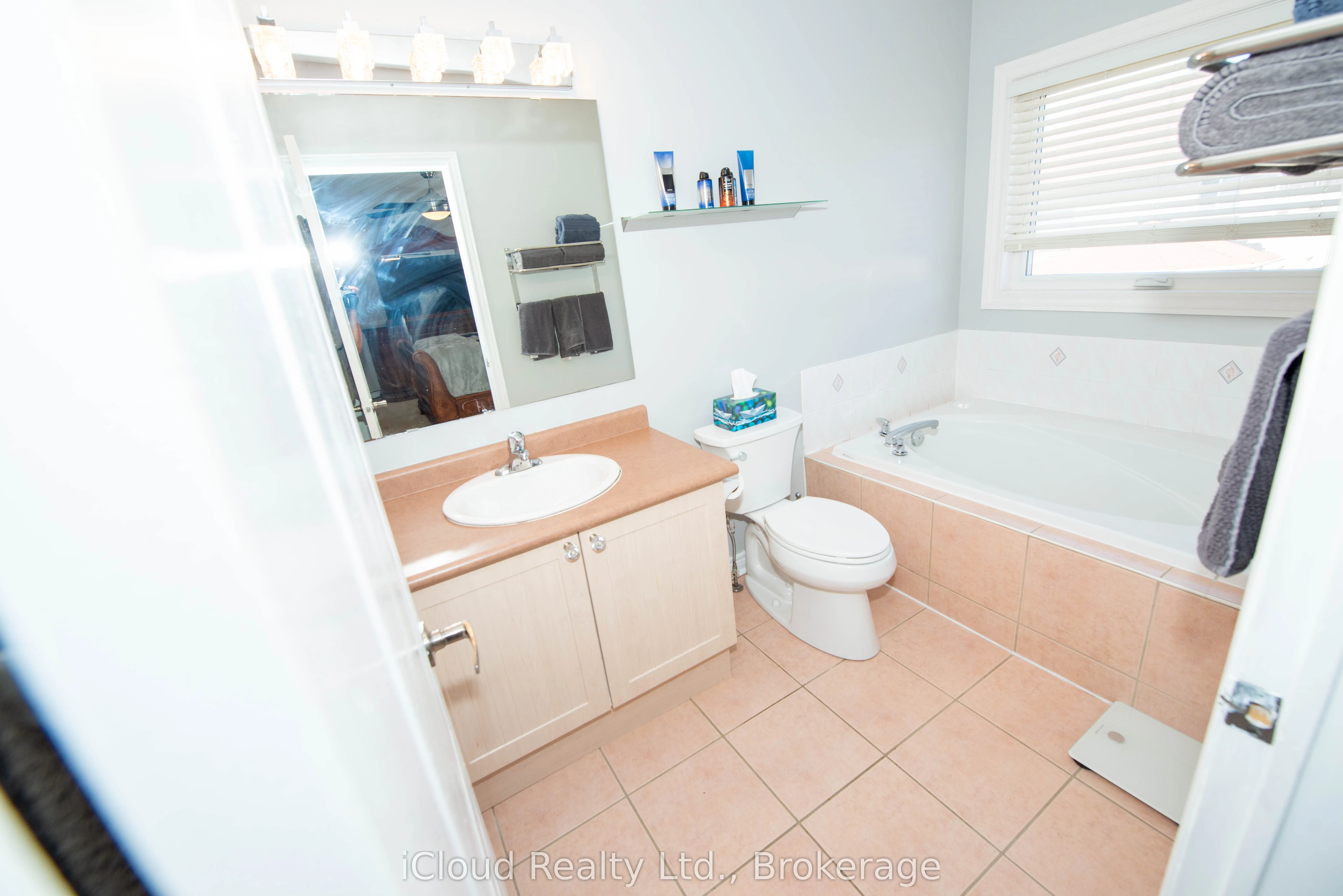 19 Fountainview Way