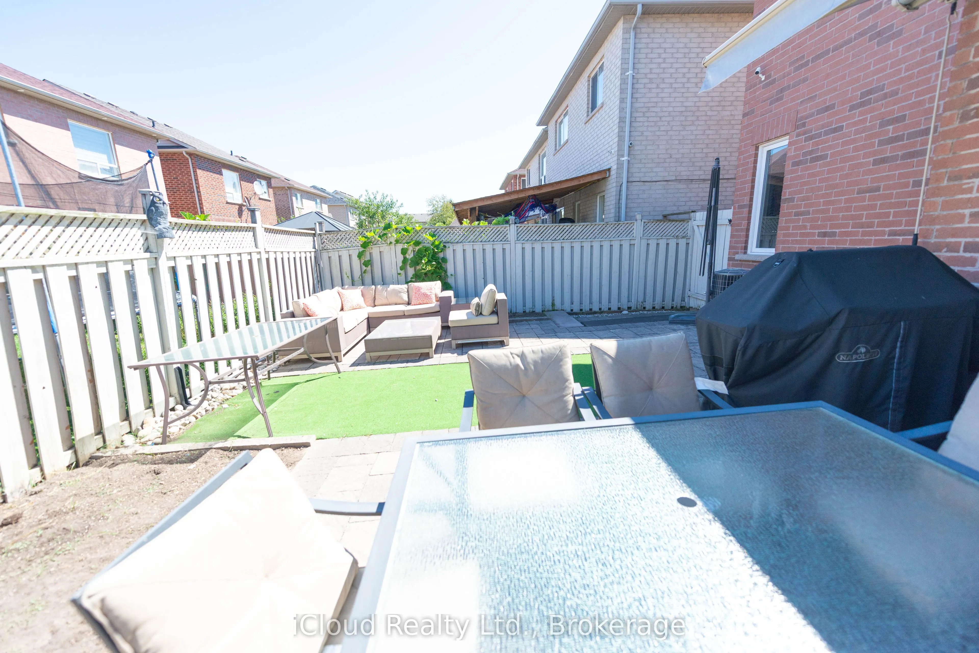19 Fountainview Way