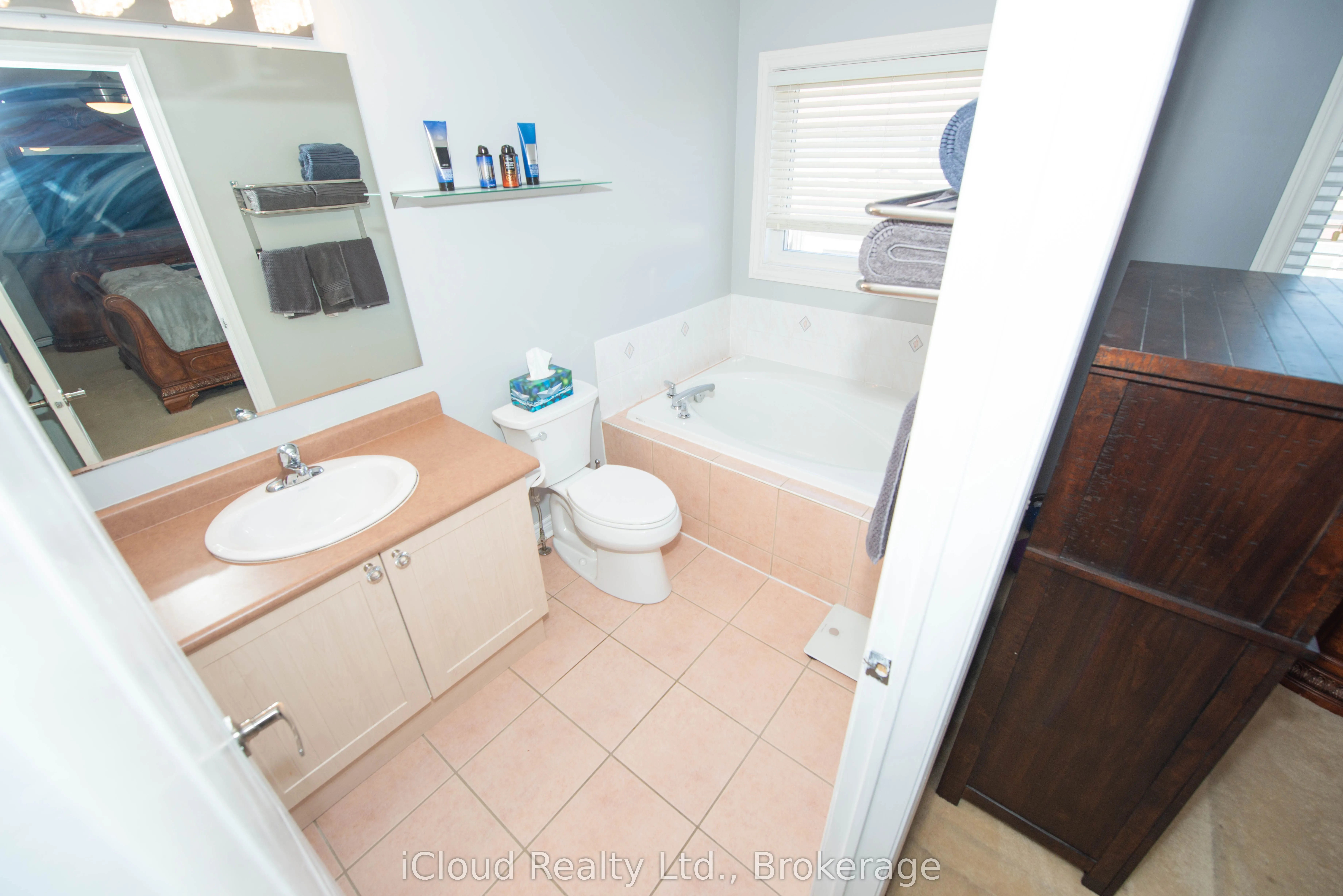 19 Fountainview Way