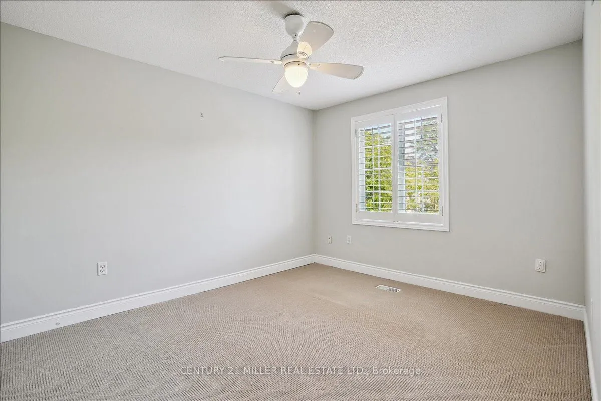 5427 Lakeshore Road, #4