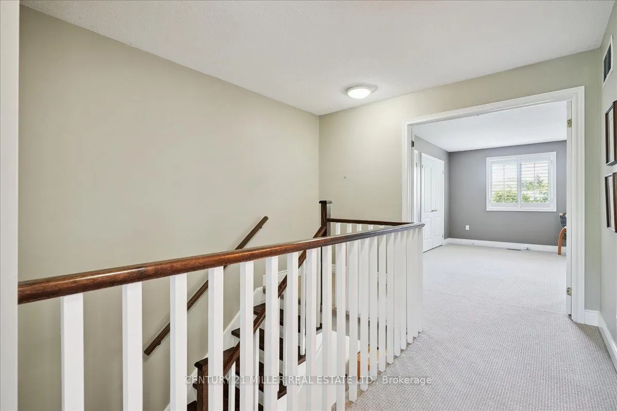 5427 Lakeshore Road, #4