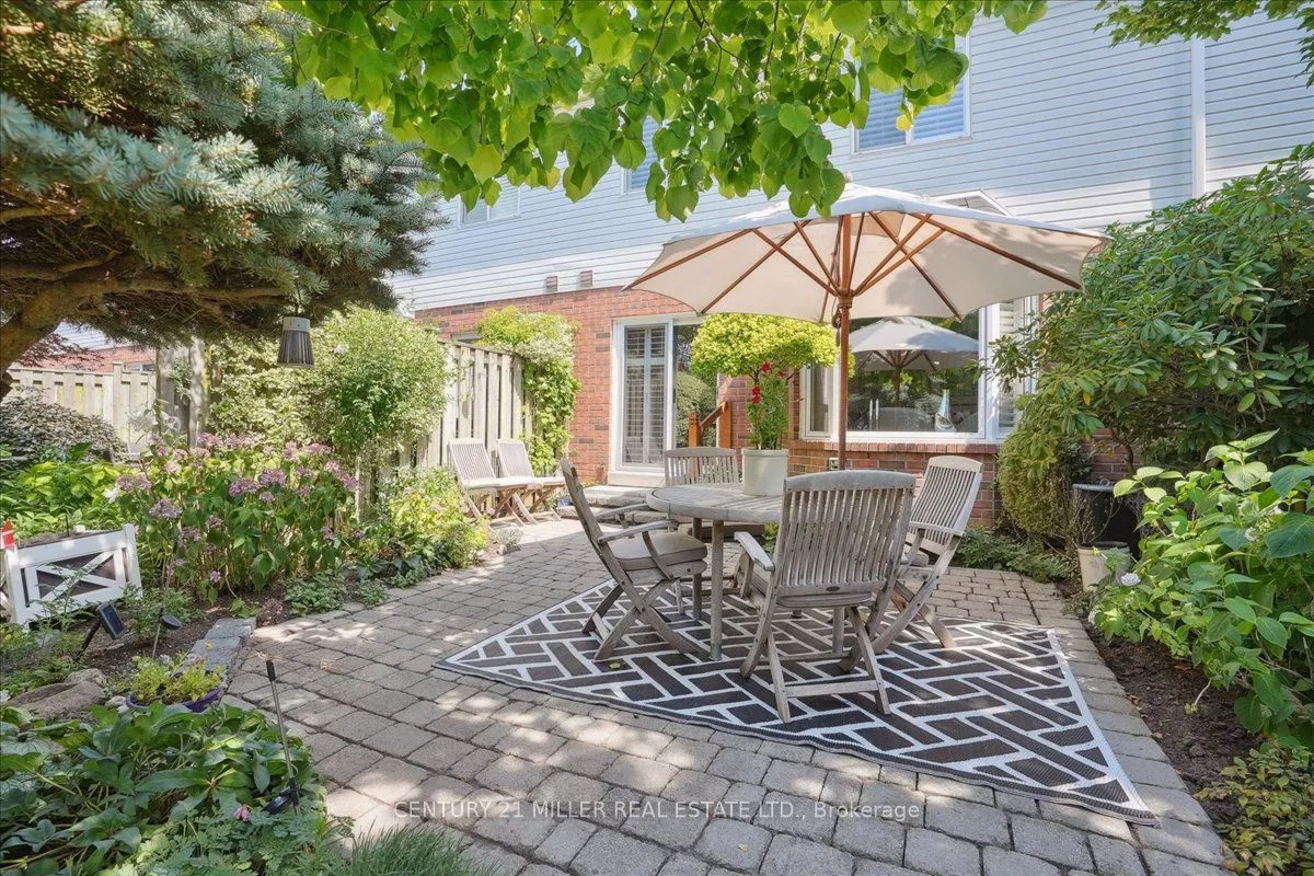 5427 Lakeshore Road, #4