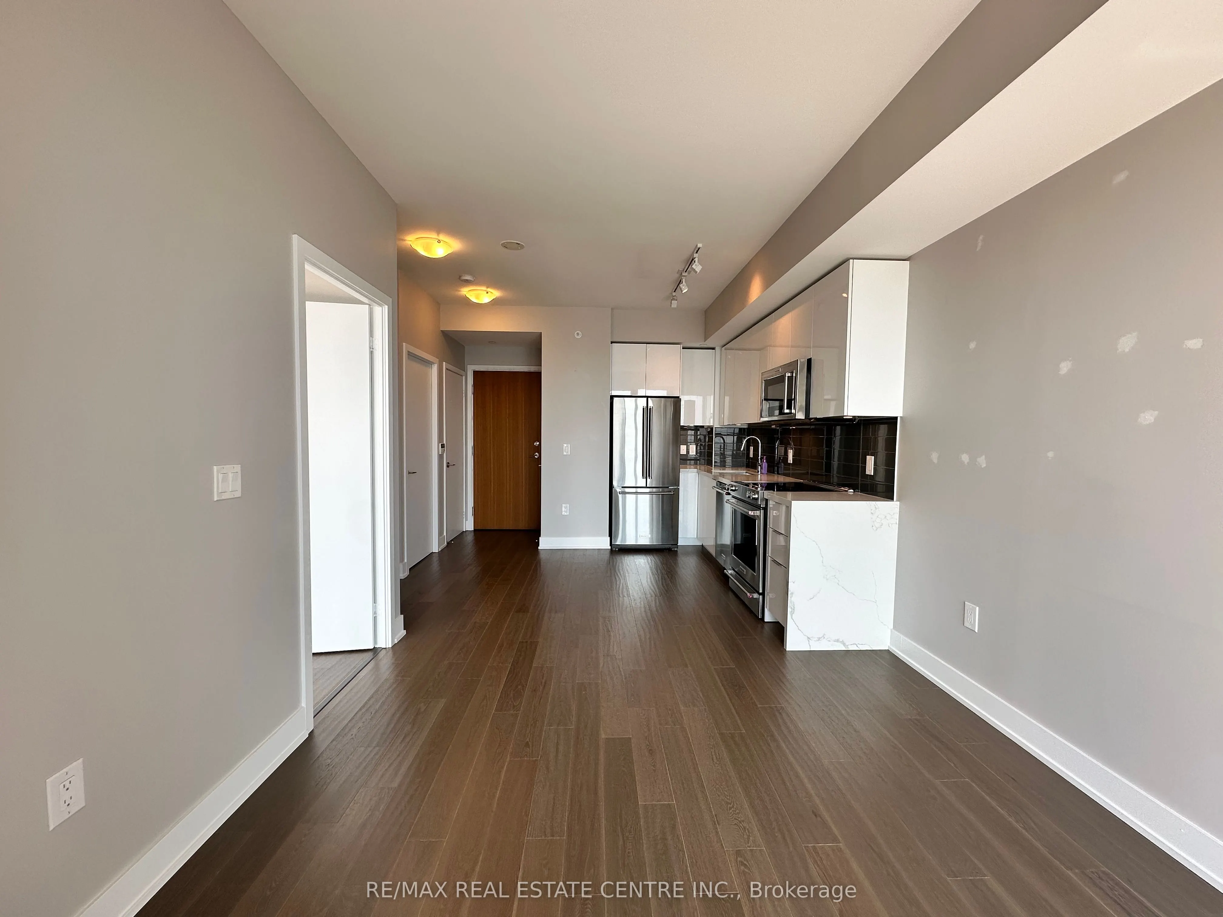 30 Shore Breeze Drive, #4911