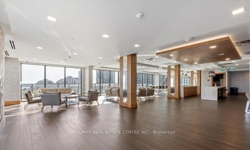 30 Shore Breeze Drive, #4911