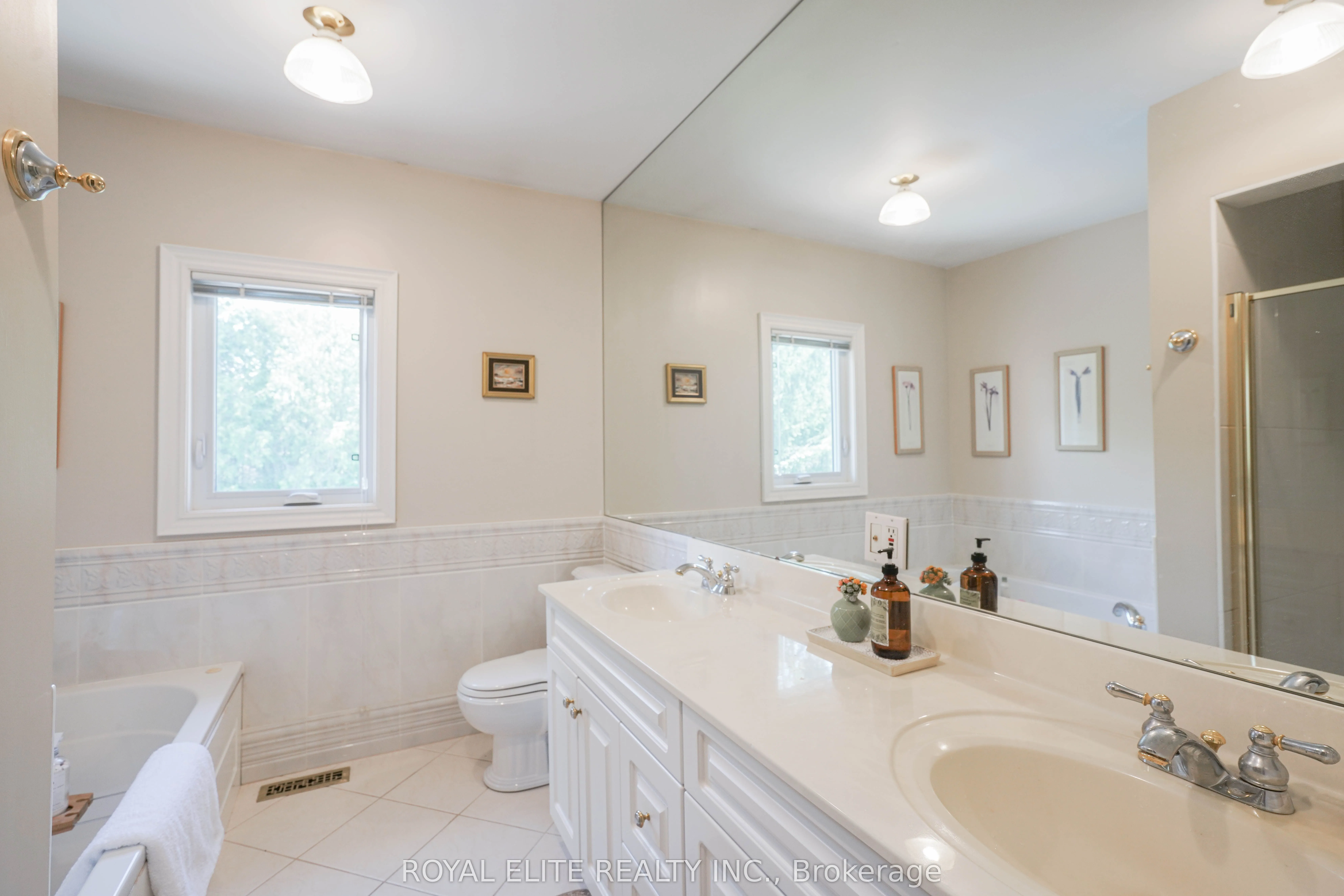 3530 Kingbird Court