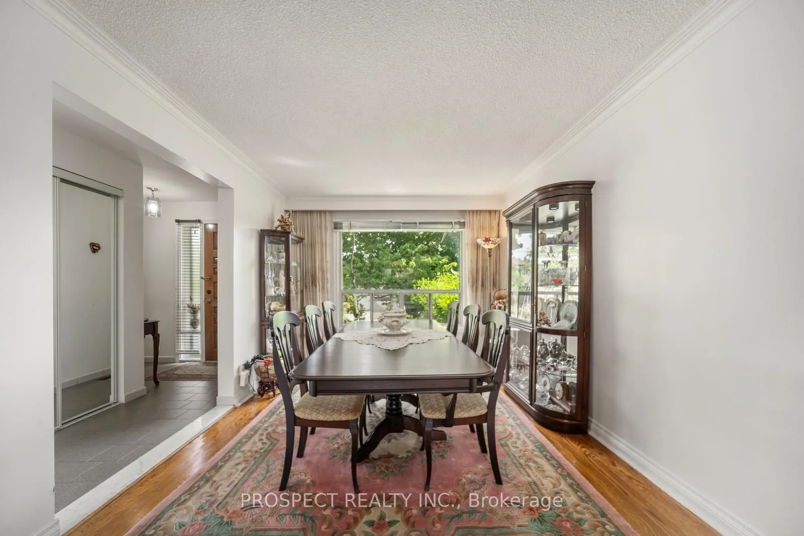 8 Sonnet Court