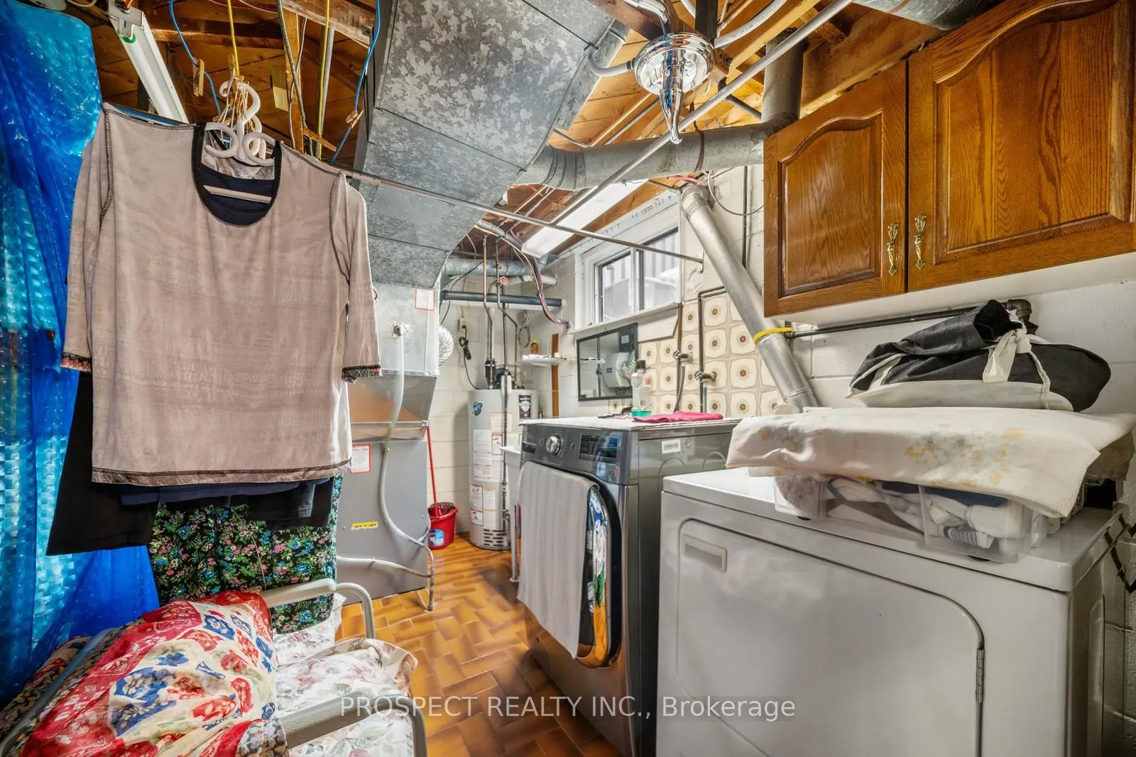8 Sonnet Court