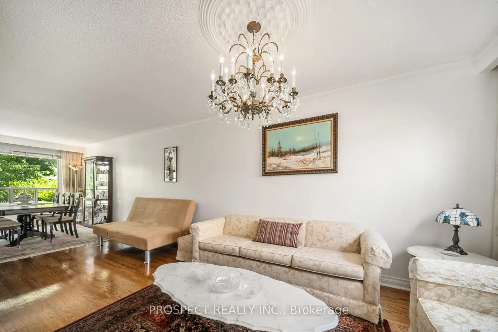 8 Sonnet Court