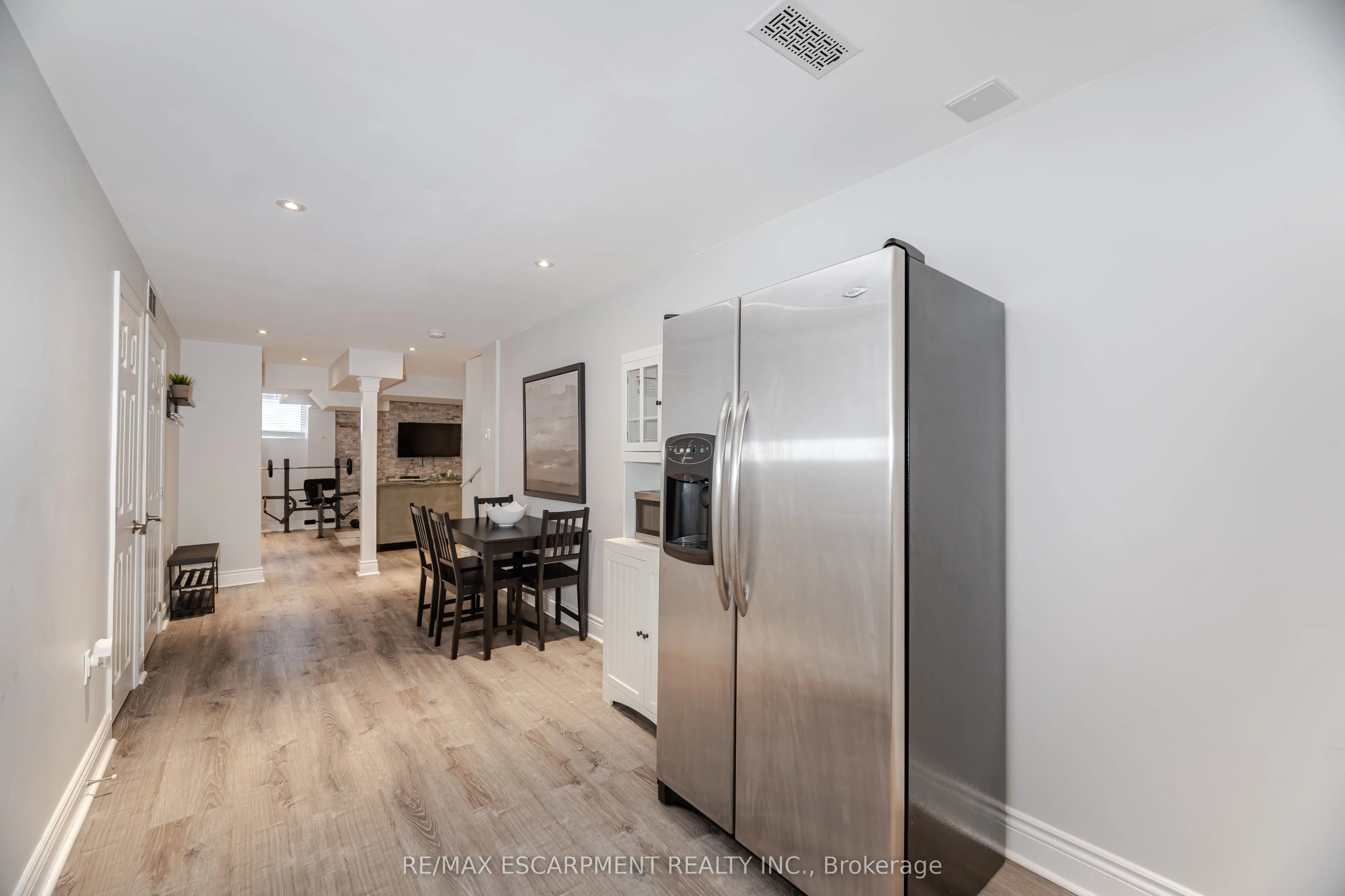 31 Vanderbrink Drive