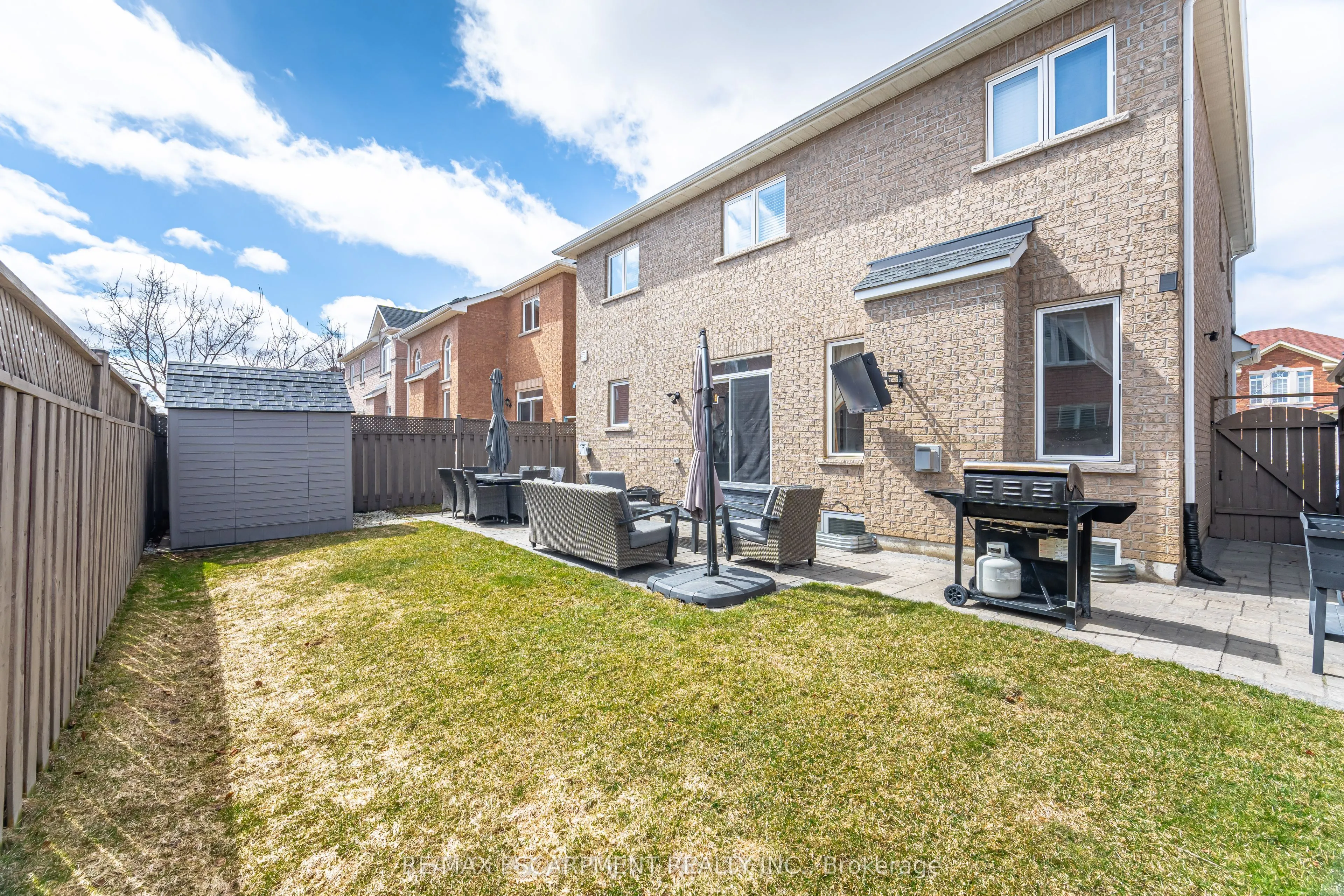 31 Vanderbrink Drive