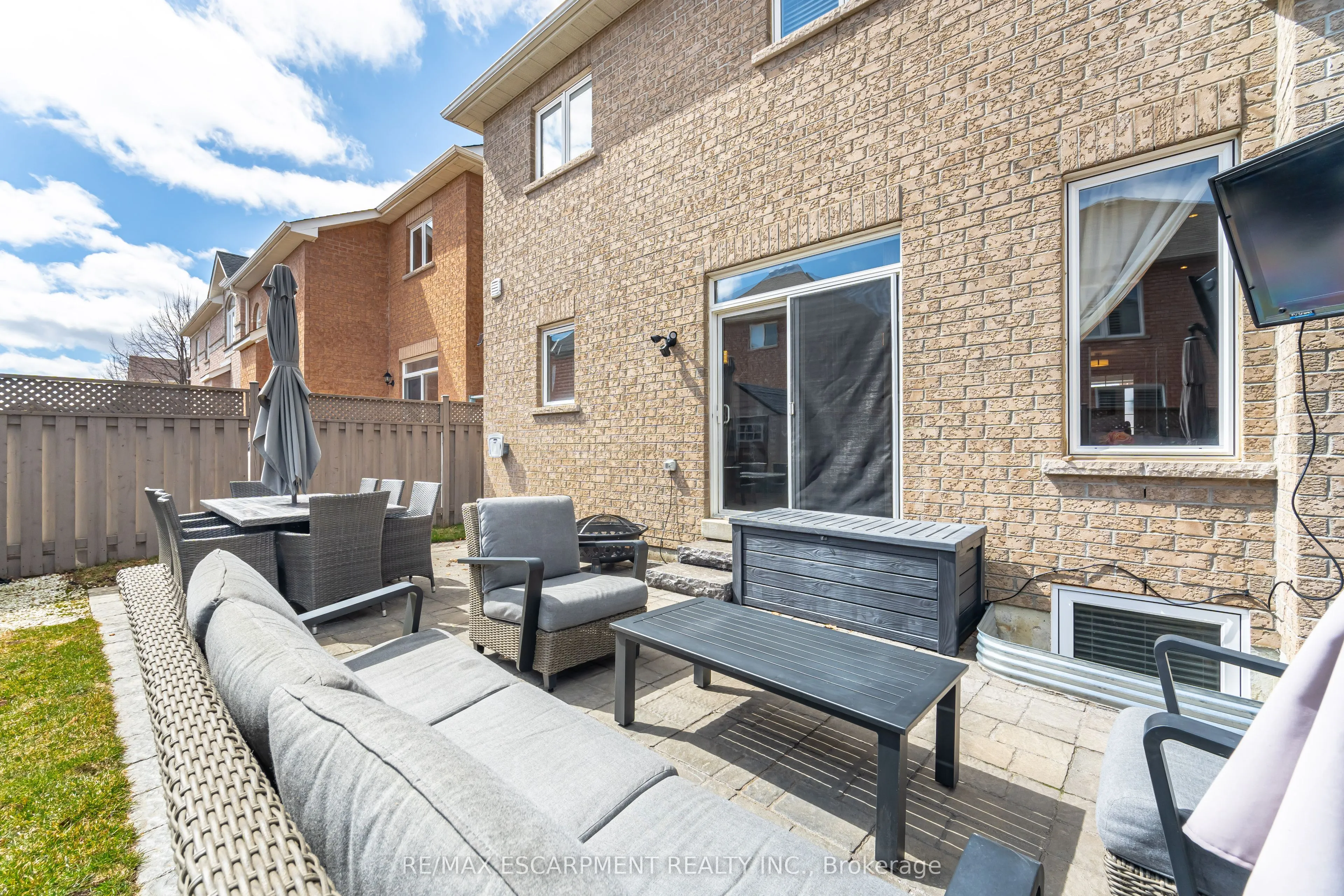 31 Vanderbrink Drive