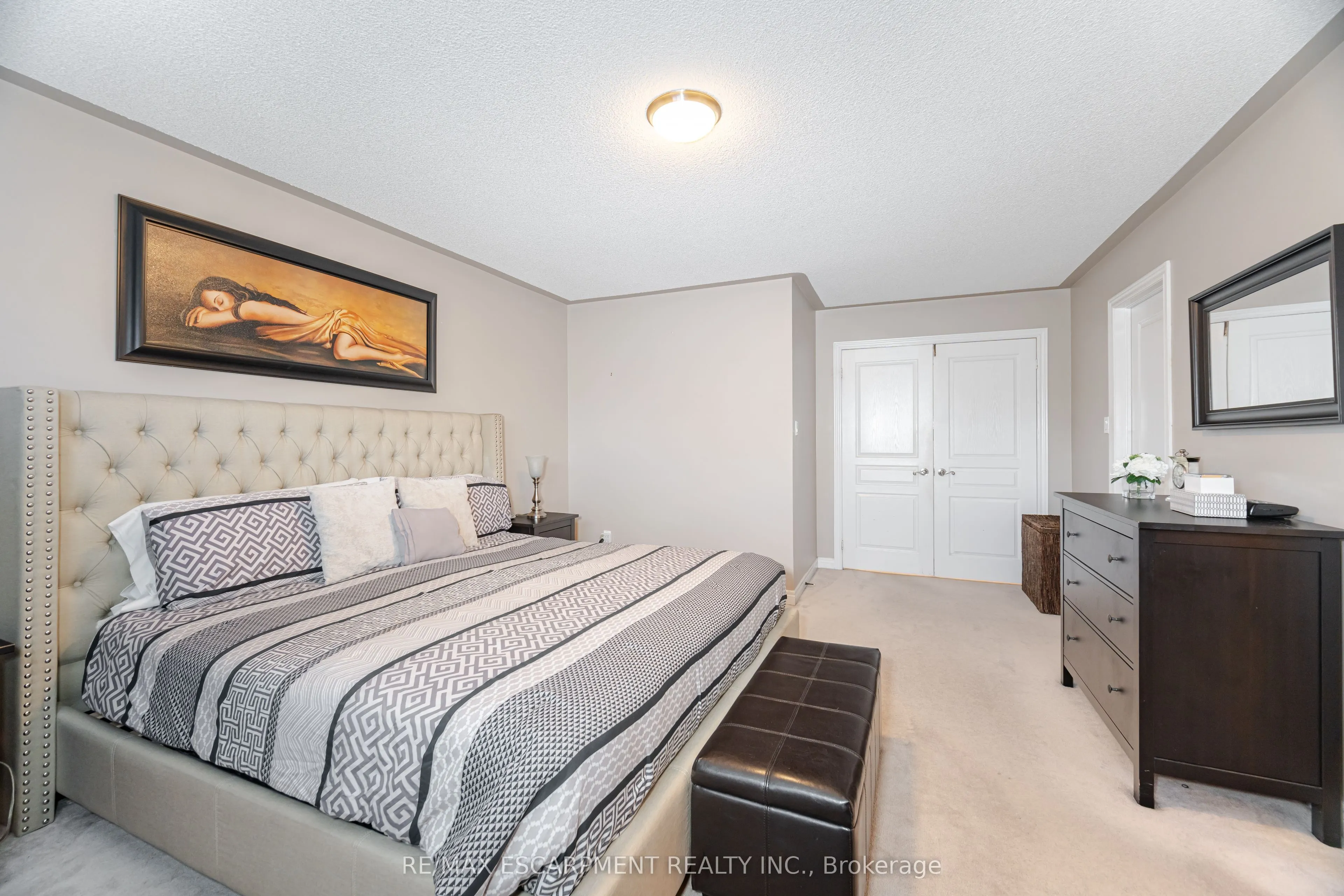 31 Vanderbrink Drive